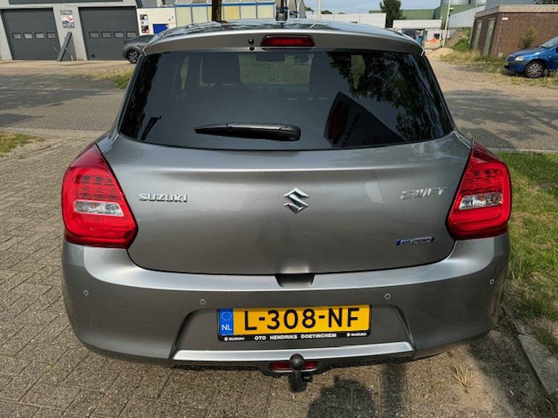 SUZUKI Swift 1.2 DualJet 83pk Smart Hybrid Style - 9/43