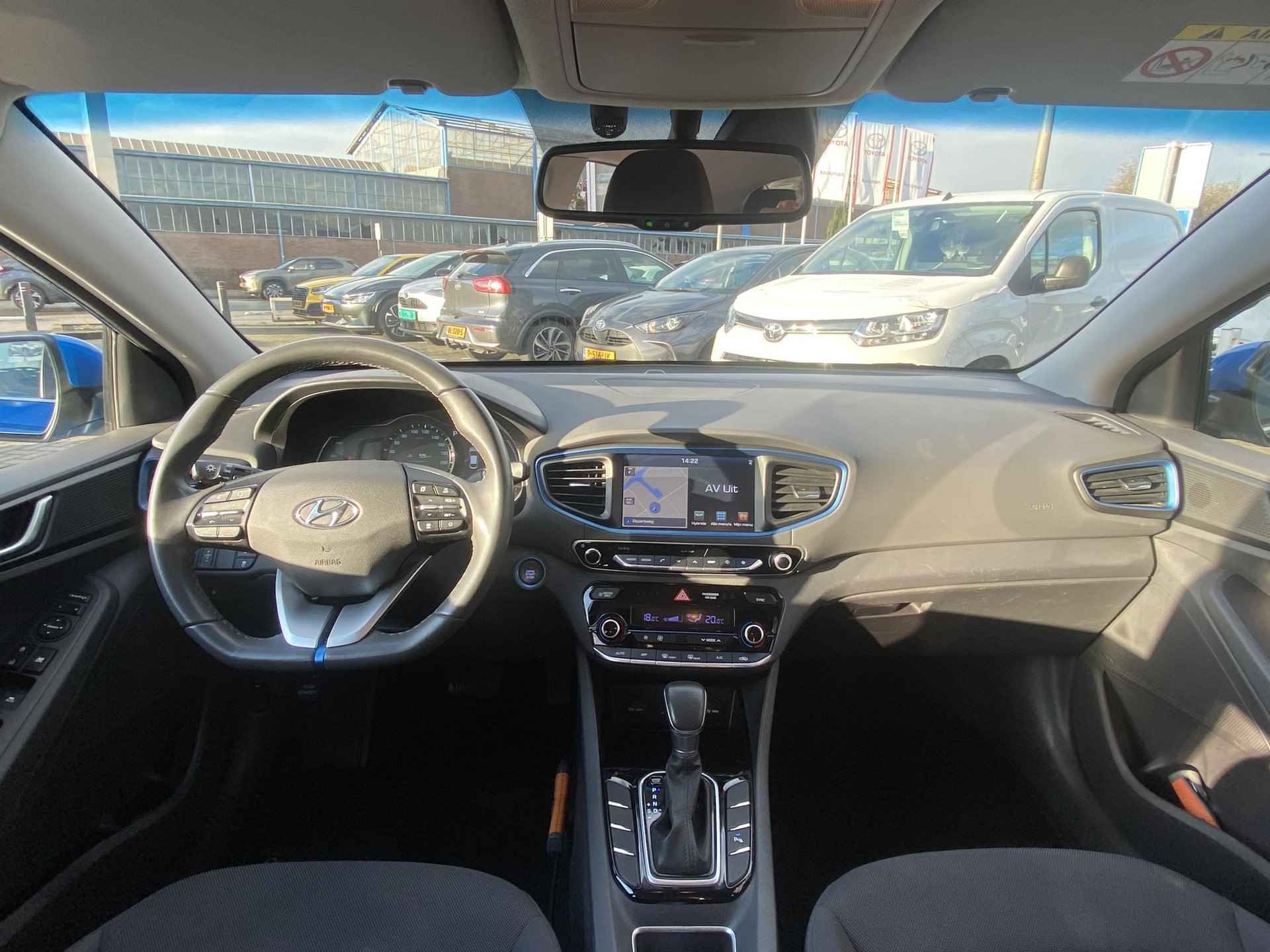 Hyundai IONIQ 1.6 GDi Comfort Hybrid Automaat, Navigatie, Achteruitrijcamera, Adaptive cruise control, Climate control - 6/24