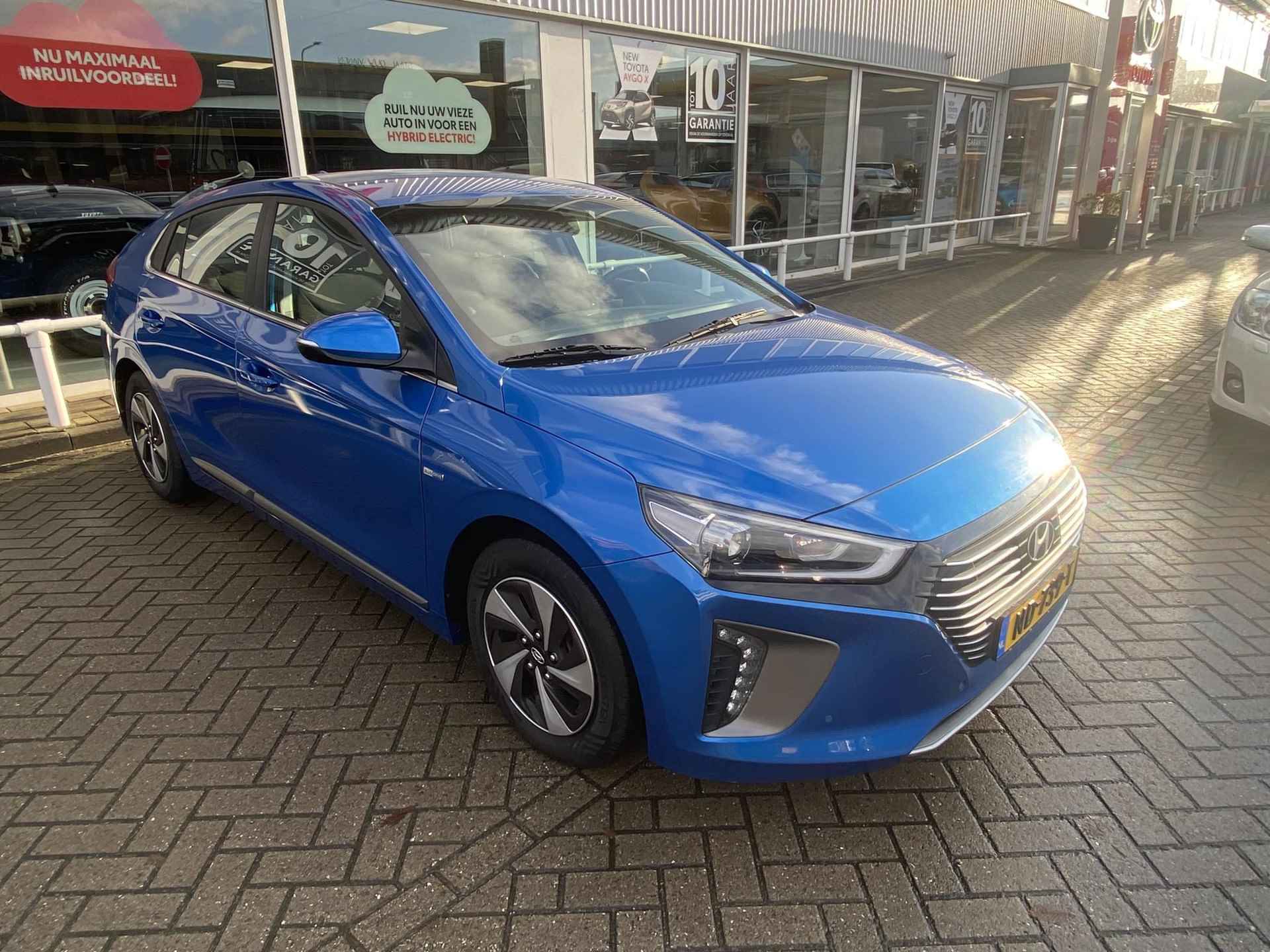 Hyundai IONIQ 1.6 GDi Comfort Hybrid Automaat, Navigatie, Achteruitrijcamera, Adaptive cruise control, Climate control - 16/24