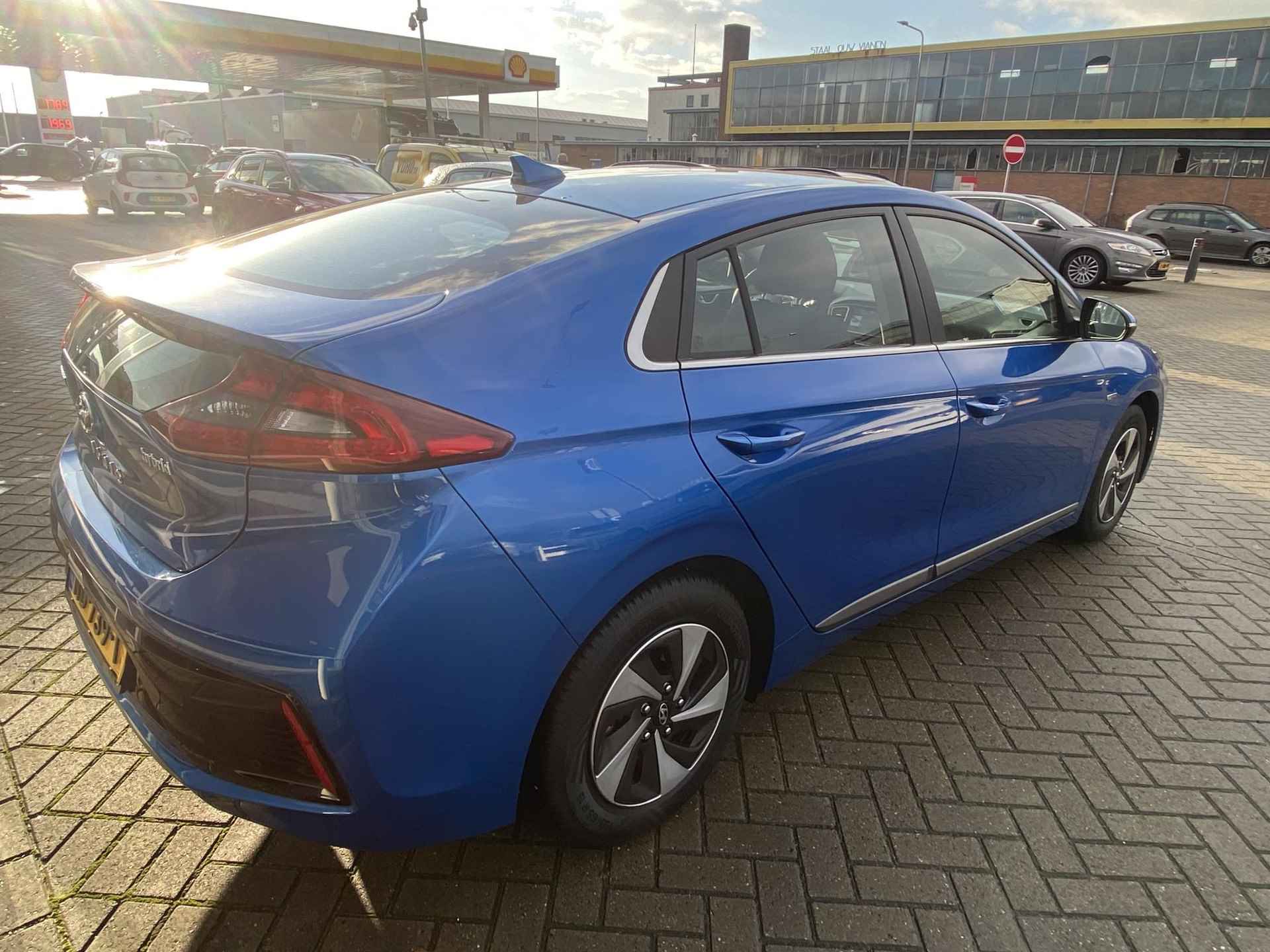 Hyundai IONIQ 1.6 GDi Comfort Hybrid Automaat, Navigatie, Achteruitrijcamera, Adaptive cruise control, Climate control - 20/24