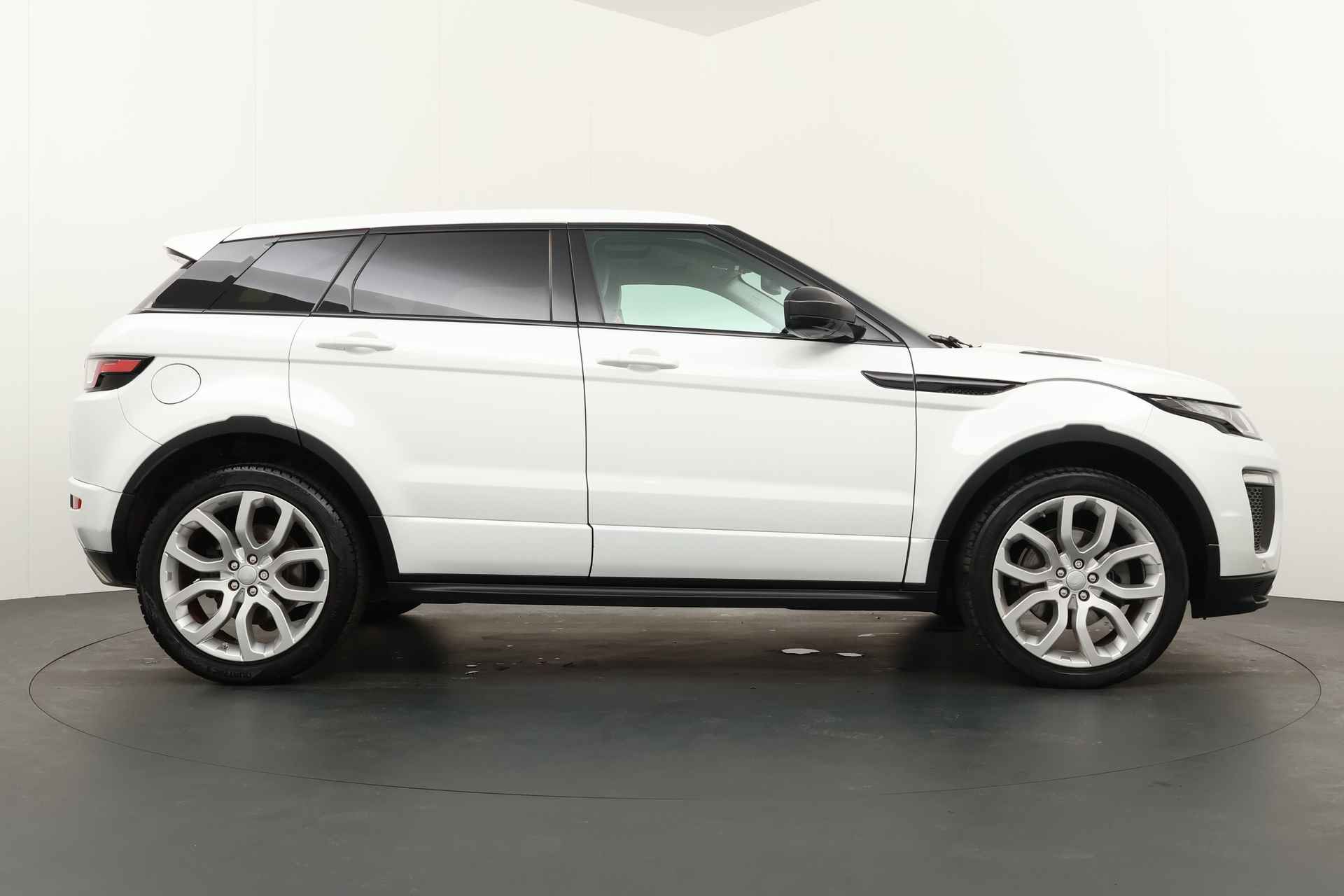 Land Rover Range Rover Evoque BWJ 2016 | 2.0 TD4 150PK HSE Dynamic | PANO DAK | LEER | CAMERA A | CLIMA | NAVI | STOELVERW | TREKHAAK | - 24/33