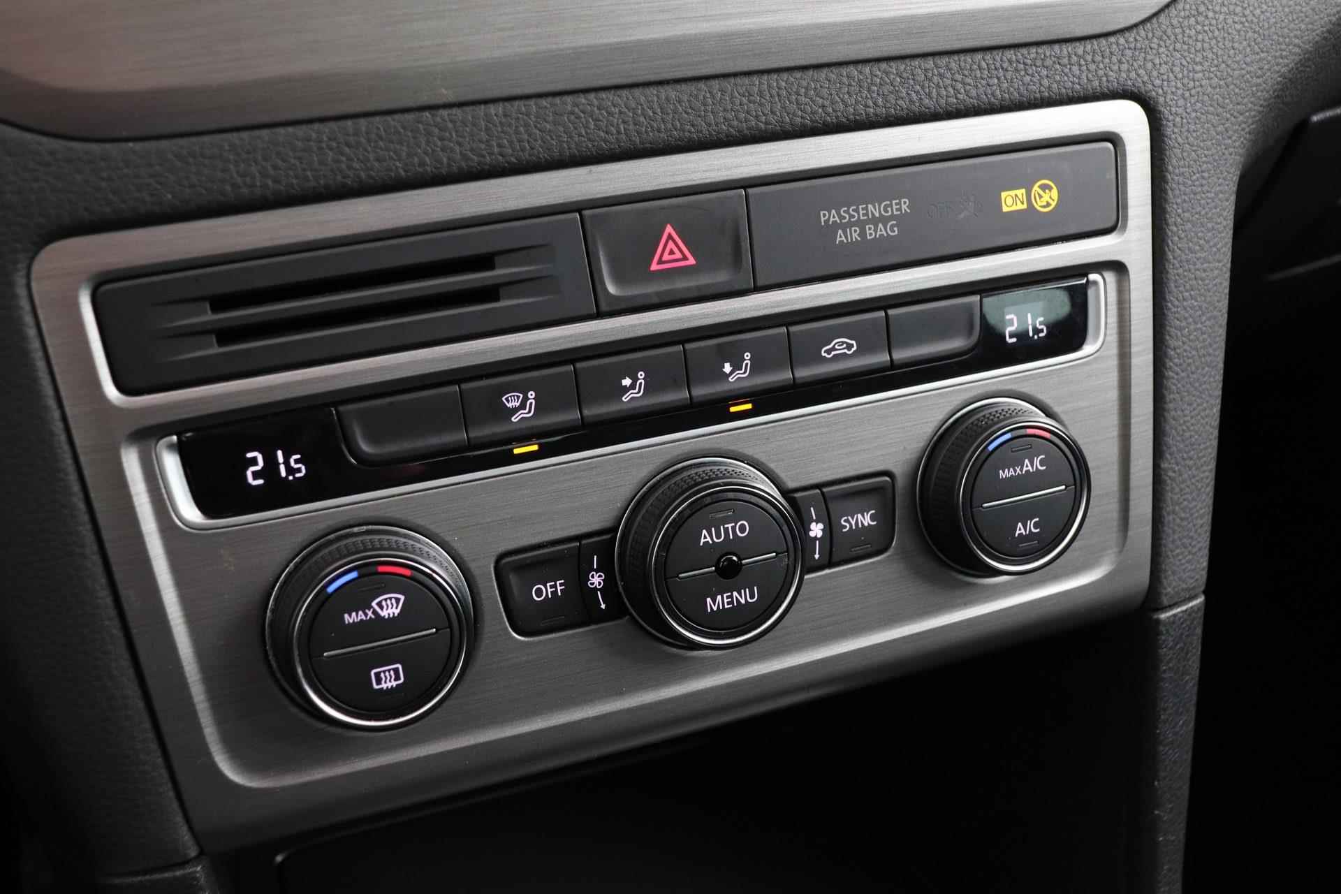 Volkswagen Golf Sportsvan 1.0 TSI Comfortline | Org NL | NAP | Navigatie | Climate Control | Apple CarPlay | - 21/37