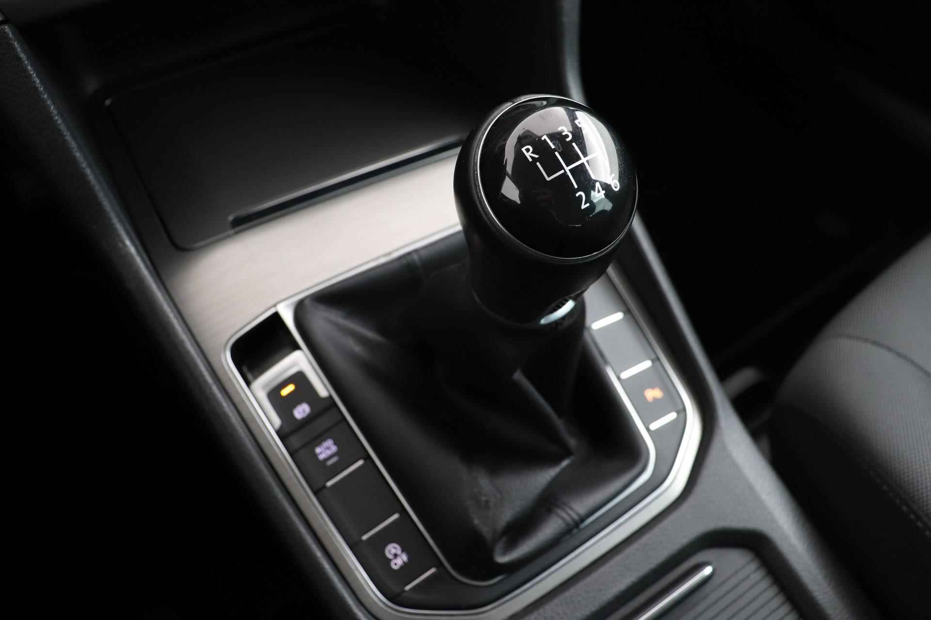 Volkswagen Golf Sportsvan 1.0 TSI Comfortline | Org NL | NAP | Navigatie | Climate Control | Apple CarPlay | - 22/37
