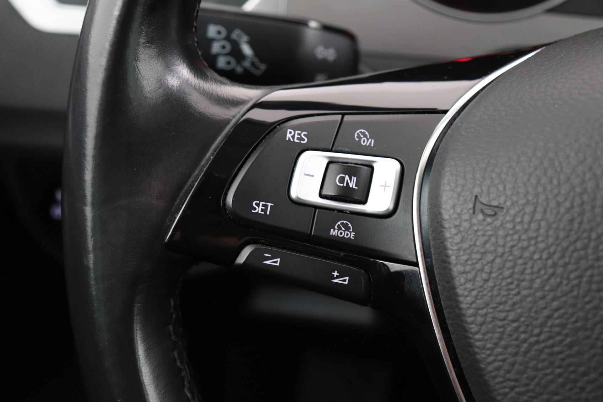 Volkswagen Golf Sportsvan 1.0 TSI Comfortline | Org NL | NAP | Navigatie | Climate Control | Apple CarPlay | - 28/37