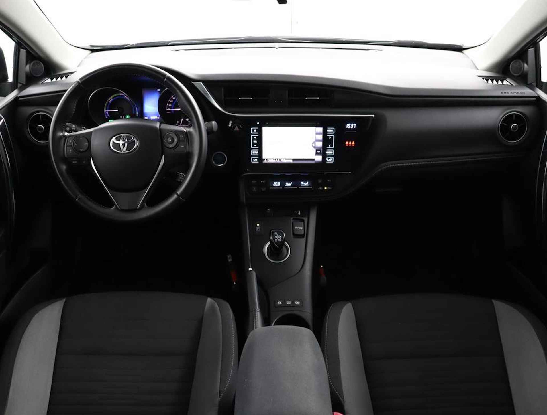 Toyota Auris 1.8 Hybrid Trend | Trekhaak | Navigatie | Camera | - 4/57