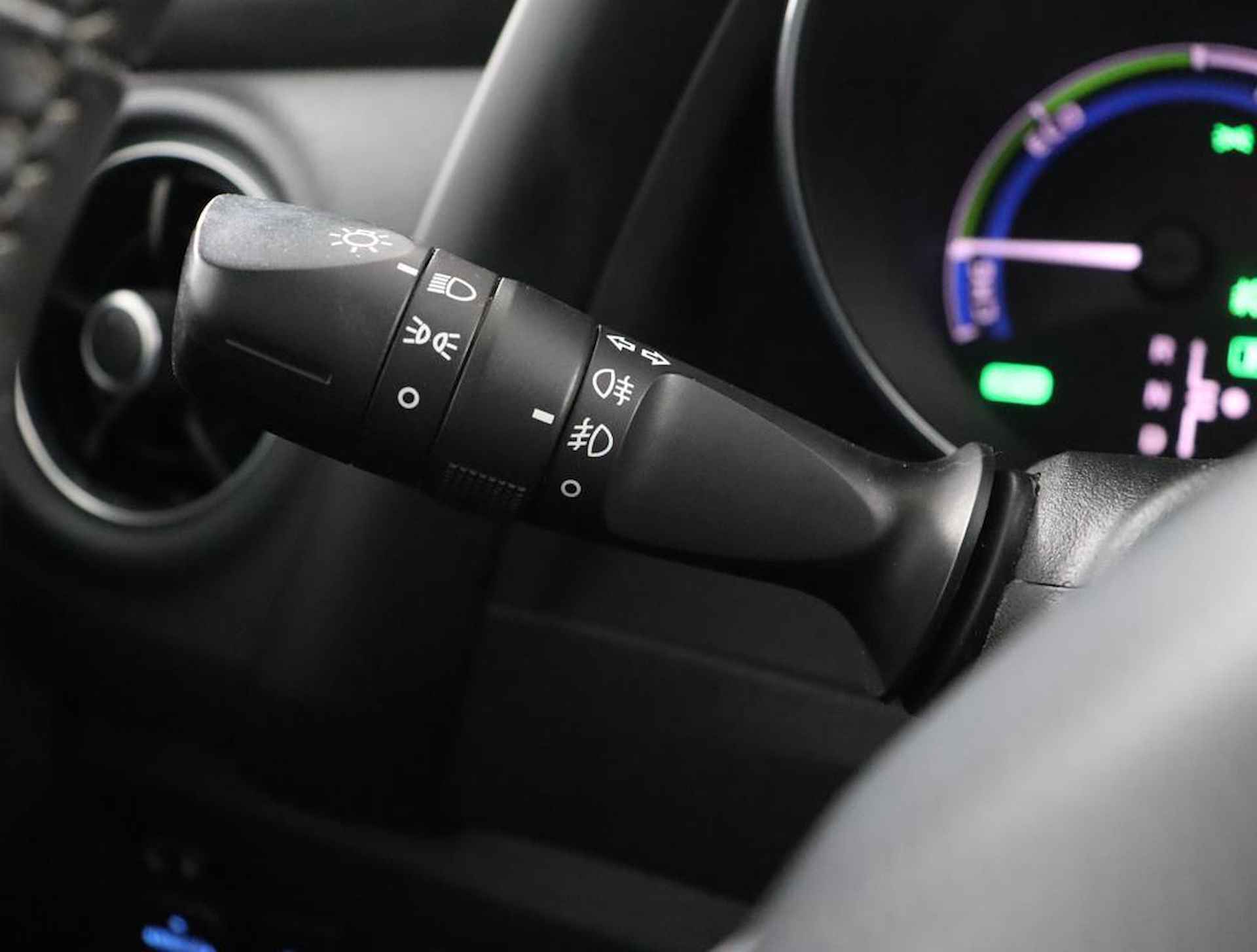 Toyota Auris 1.8 Hybrid Trend | Trekhaak | Navigatie | Camera | - 30/57