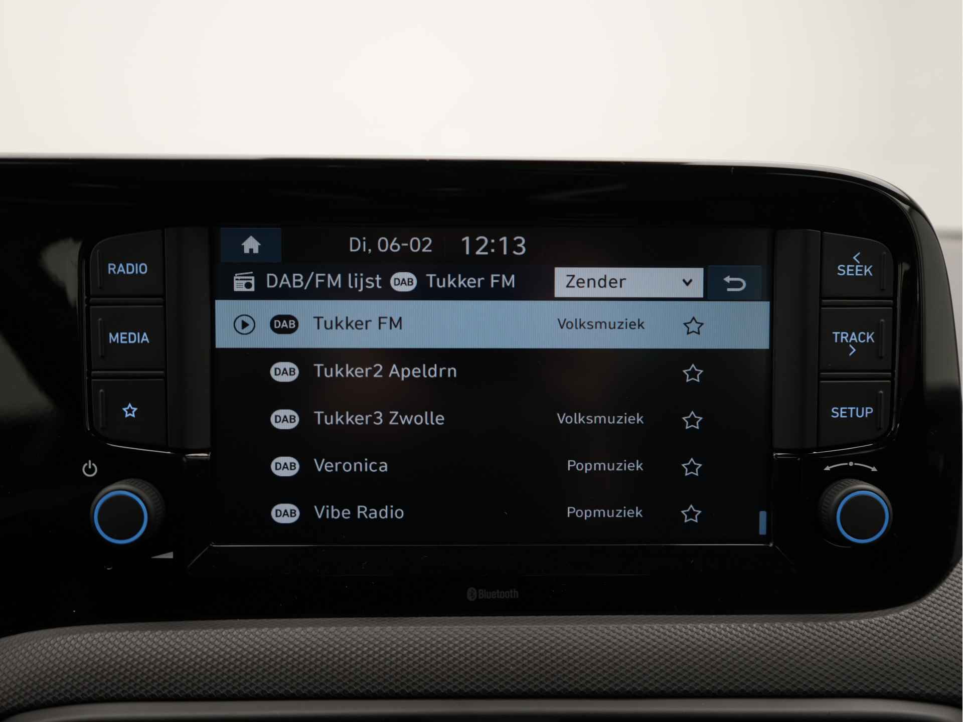 Hyundai i10 1.0 Comfort 5-zits AUTOMAAT | APPLE / ANDROID NAVIGATIE | AIRCO Uit voorraad leverbaar! - 16/34