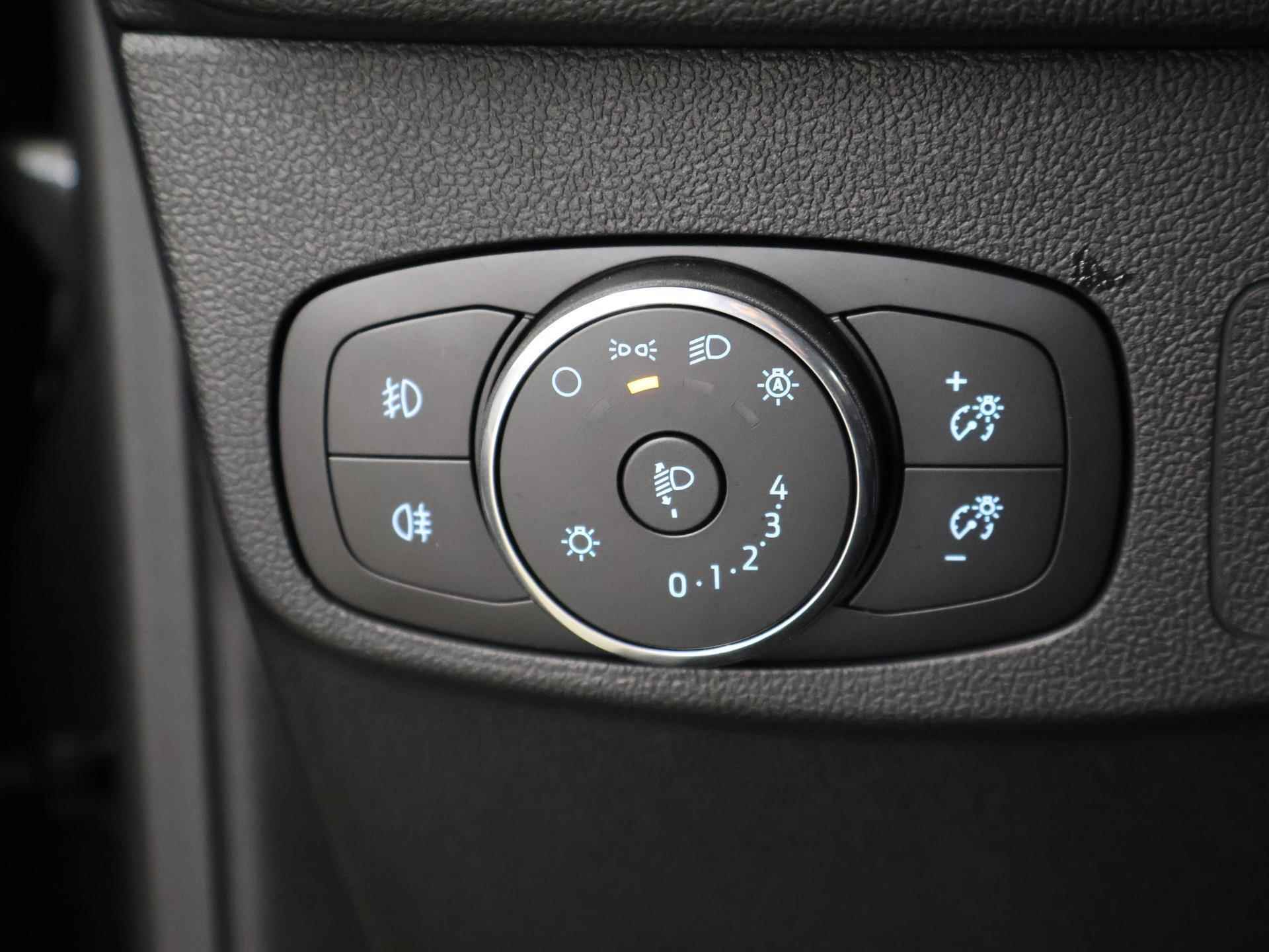 Ford Focus 1.0 EcoBoost Hybrid ST Line | Winterpack | LED koplampen | Navigatie | Climate Control | - 32/38