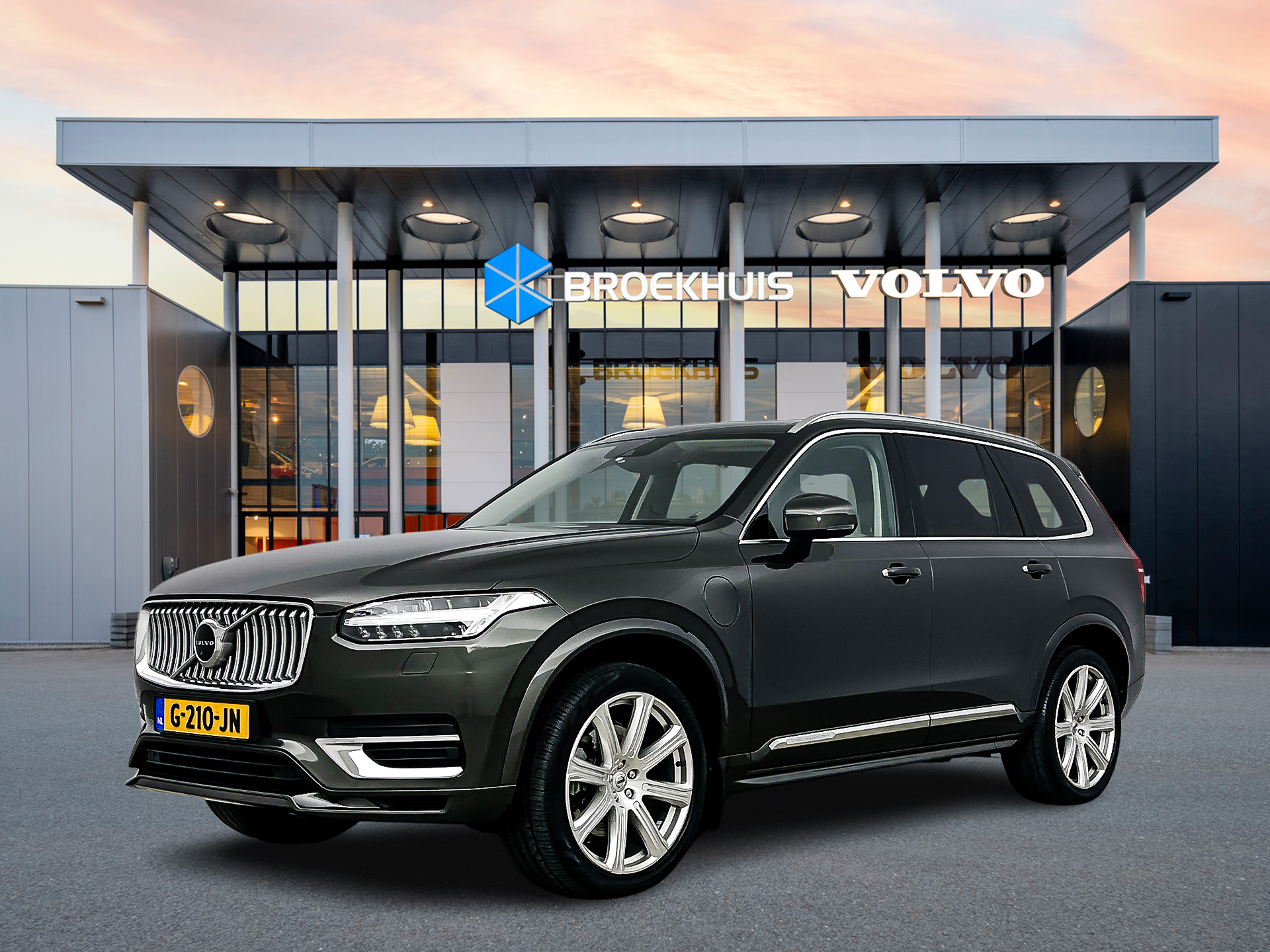 Volvo XC90 T8 Recharge AWD Inscription | 21" | Luchtvering | Ventileerbare massagestoelen | Head-up | 360 Camera | Harman Kardon | Panorama