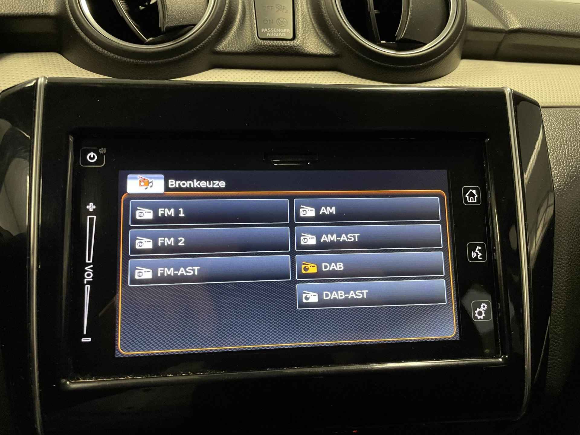 Suzuki Swift 1.2 Select Smart Hybrid | LED | PDC | CAMERA | CARPLAY | - 18/41