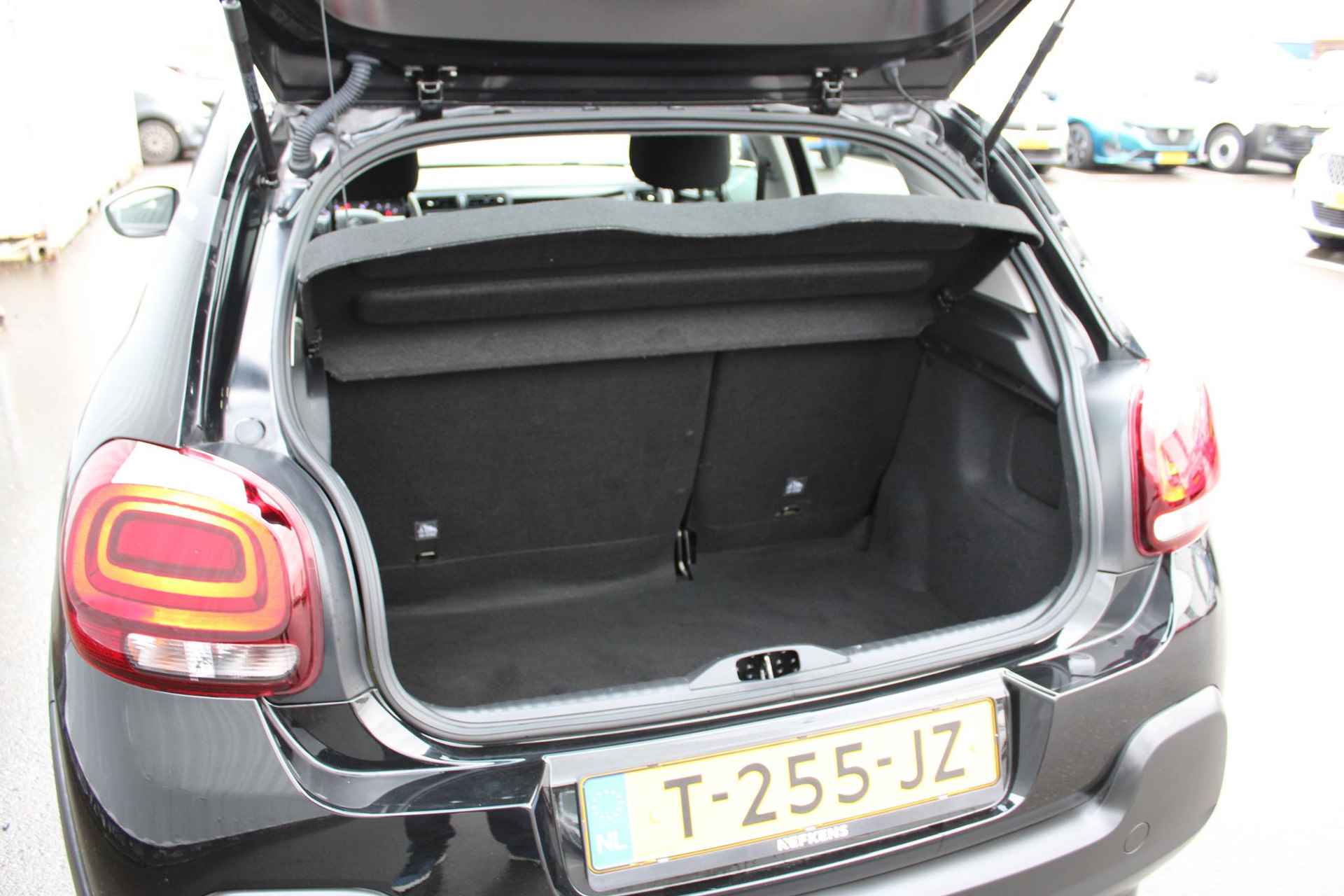 Citroen C3 1.2 PureTech You Navigatie / stoelverwarming - 12/31