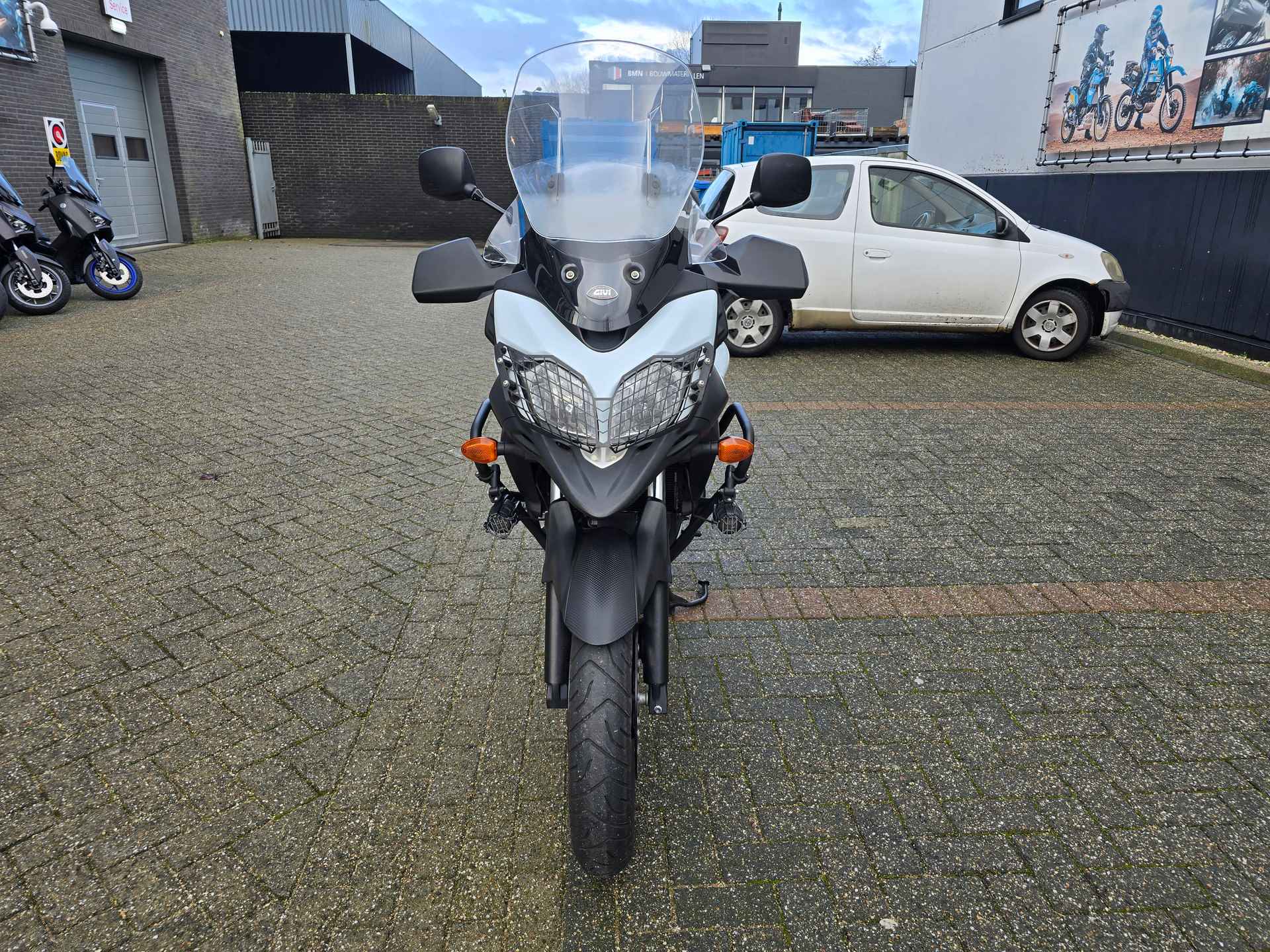 Suzuki V-STROM 650 ABS - 6/21