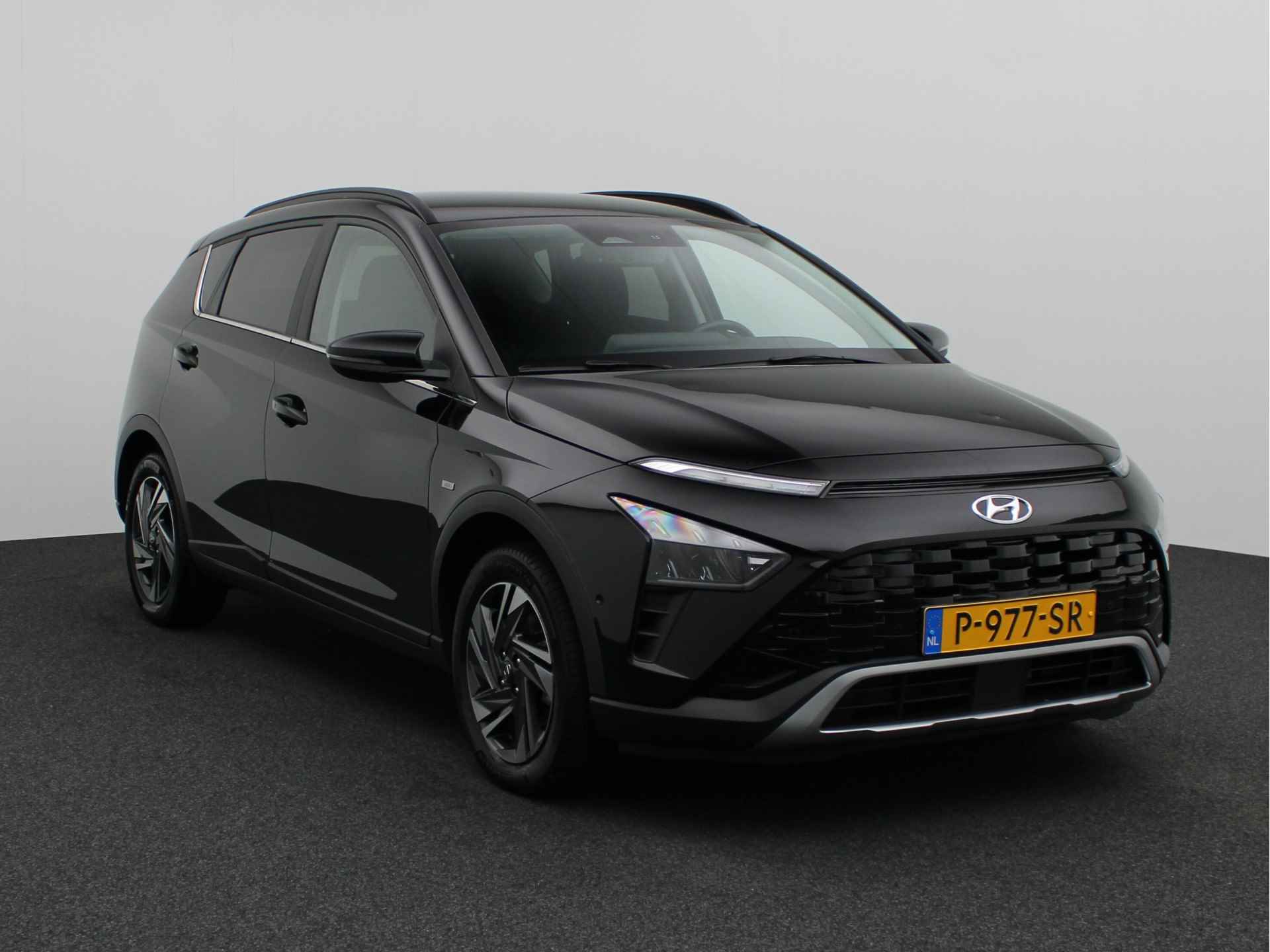 Hyundai Bayon 1.0 T-GDI Premium Automaat | Navigatie | Parkeercamera | Rijklaarprijs! - 4/33