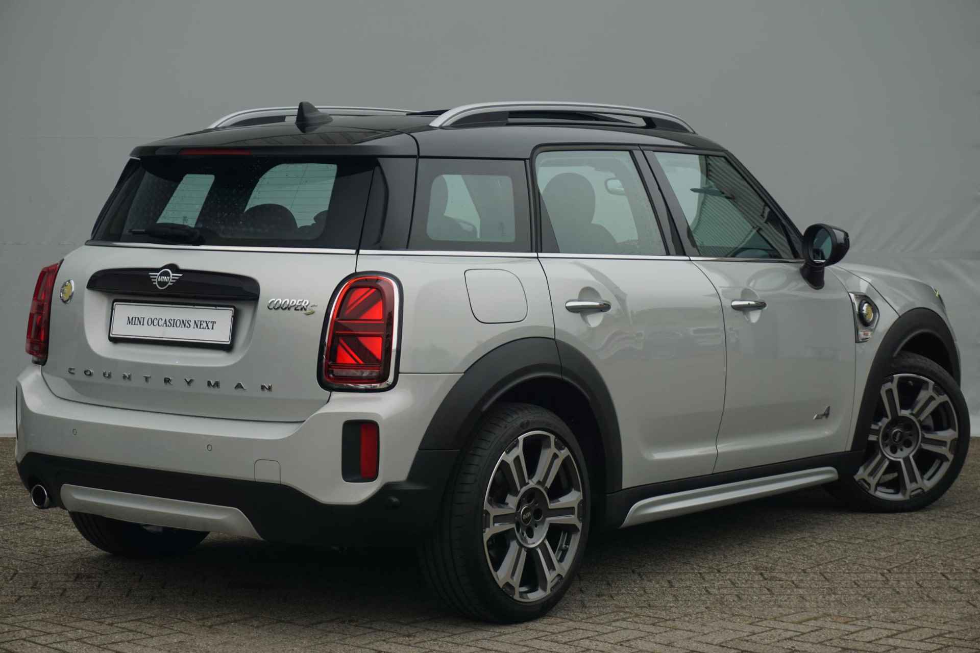 MINI Countryman Cooper S E ALL4 Achteruitrijdcamera + Head Up Display - 2/26