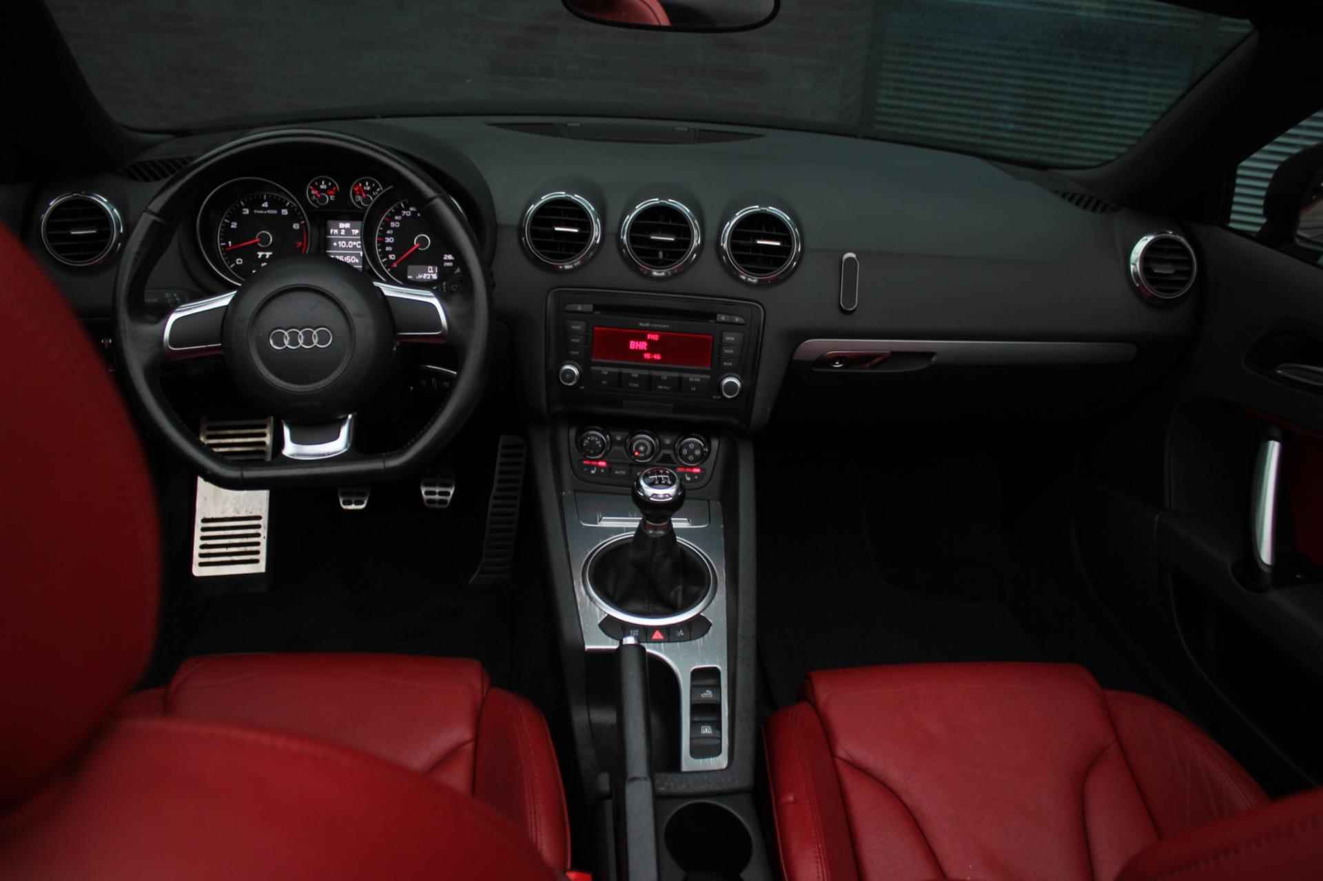 Audi TT Roadster 1.8 TFSI - 22/24