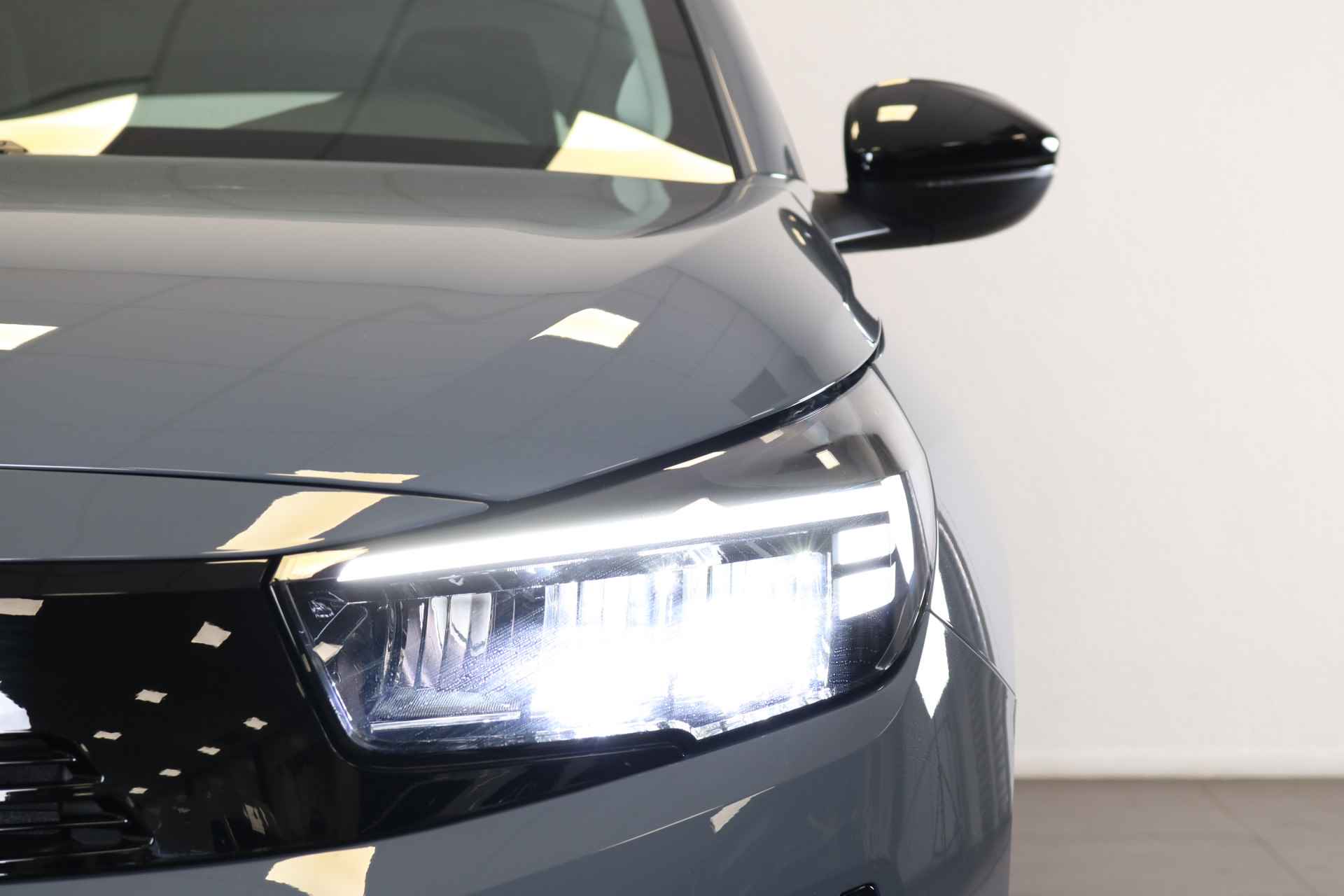 Opel Corsa Electric 50kWh 136PK | Clima | Cruise | Navi by App | Parkeersensoren | LED | DAB | 16" Lichtmetaal | - 8/42