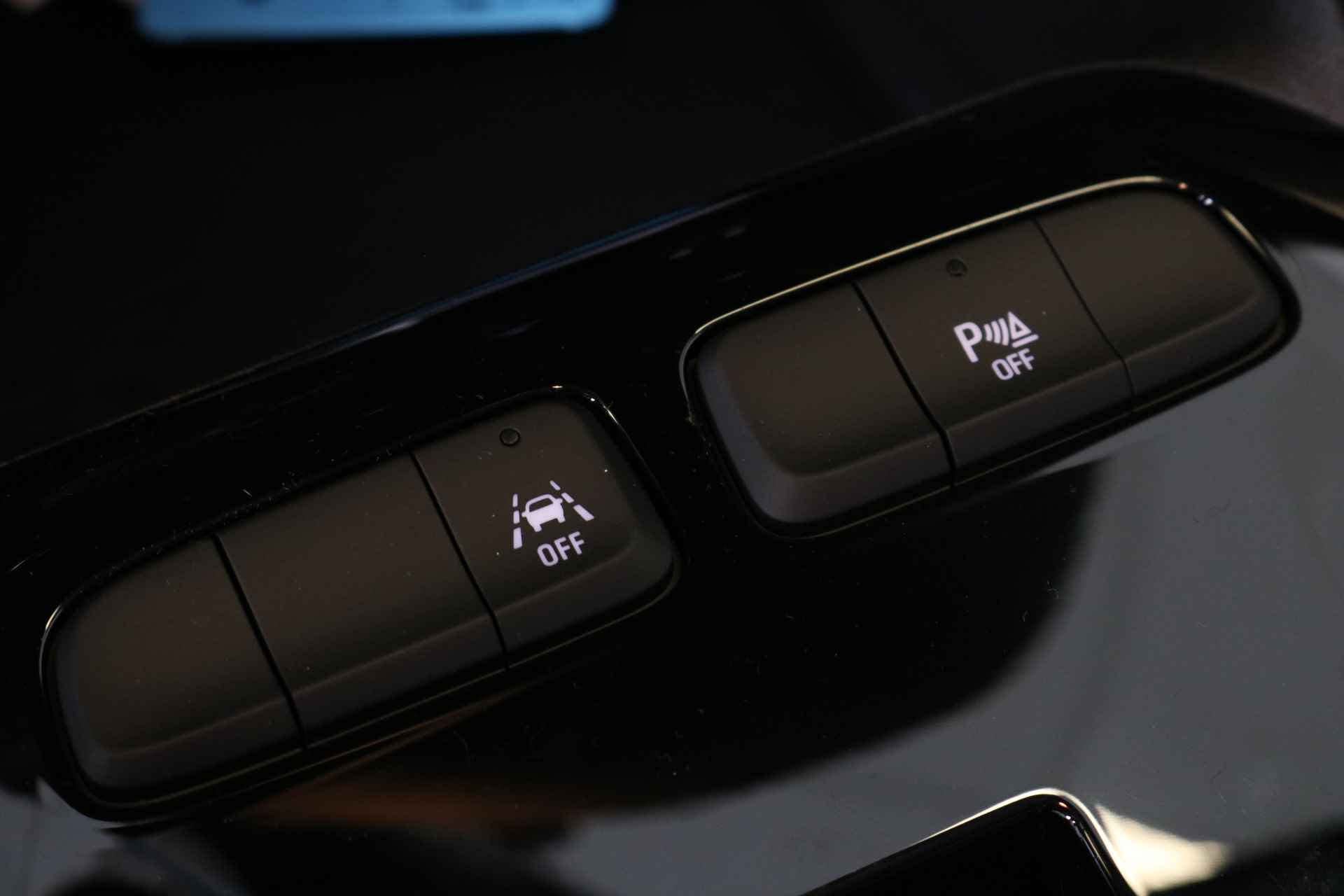 Opel Corsa Electric 50kWh 136PK | Clima | Cruise | Navi by App | Parkeersensoren | LED | DAB | 16" Lichtmetaal | - 36/42