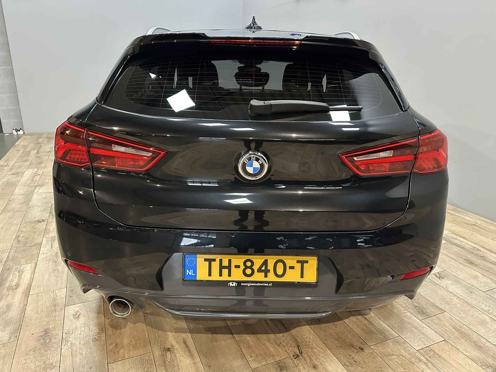 BMW X2 sDrive18i High Executive M Sport | Airco ECC | LED | Navigatie | Leer | Cruise Control | Head Up | Stoelverwarming | Isofix | NAP | - 4/43