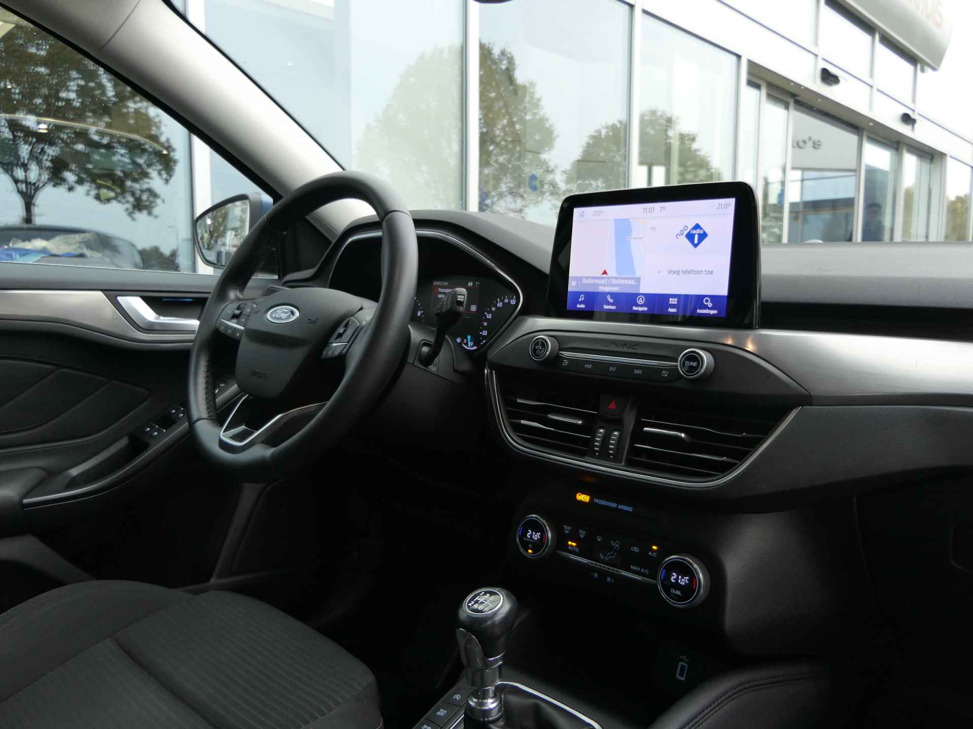 Ford Focus Wagon 1.0 EcoBoost Titanium | Navigatie | Keyless | Cruise Control | Climate Control | - 7/33