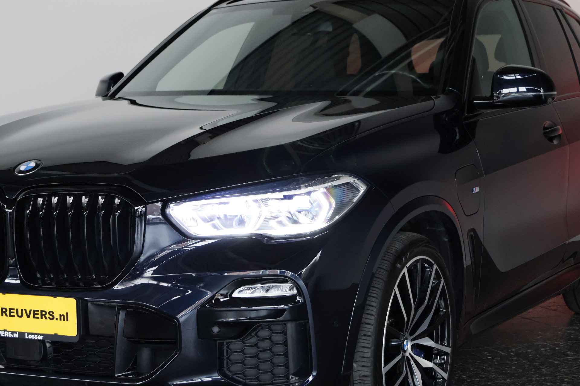 BMW X5 xDrive45e M-Sport / Laser-LED / Luchtvering / HUD / CarPlay / Pilot assist - 25/36