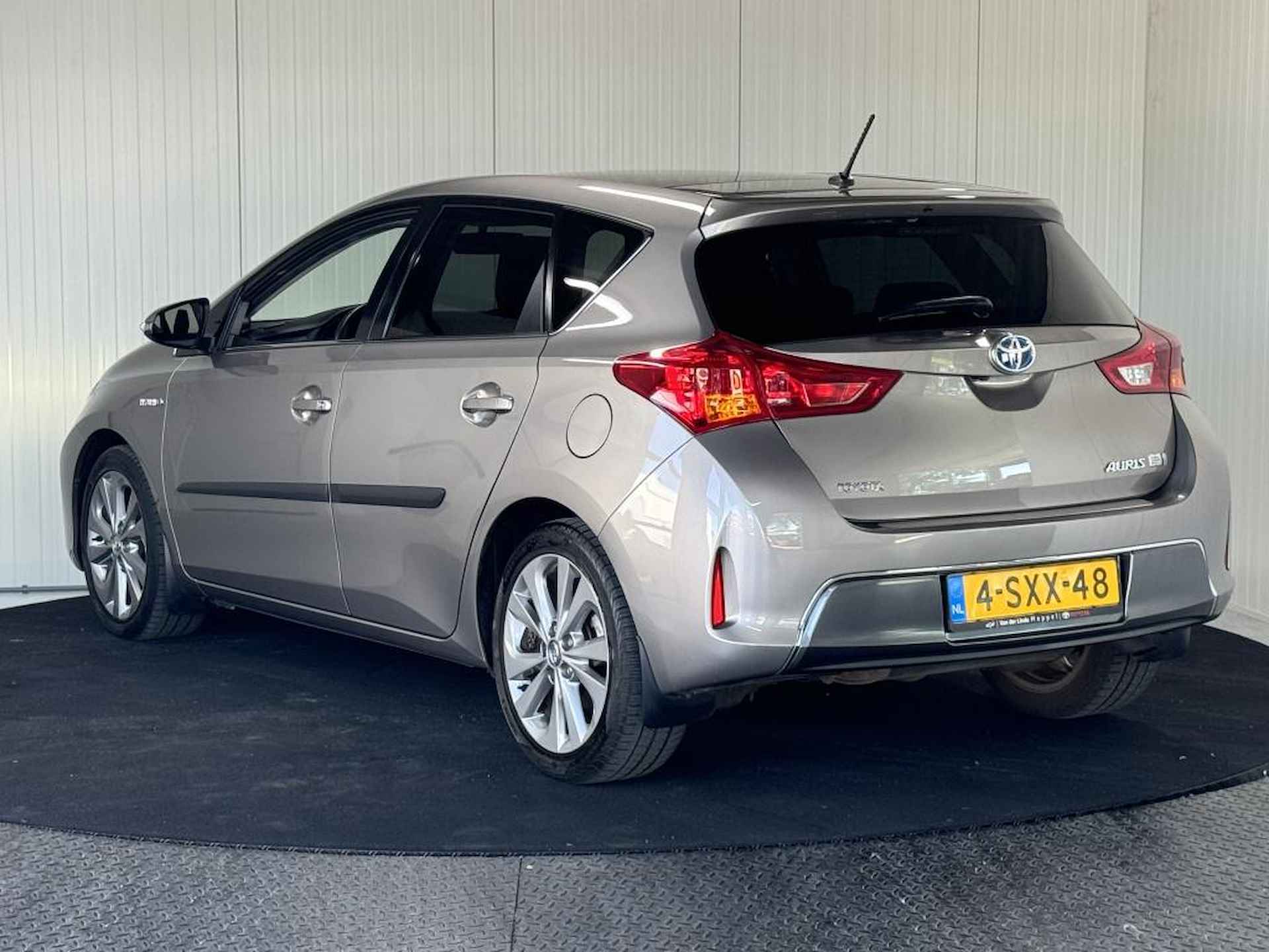 Toyota Auris 1.8 Hybrid Lease Panoramadak Navi Cruise Clima NL - 3/22