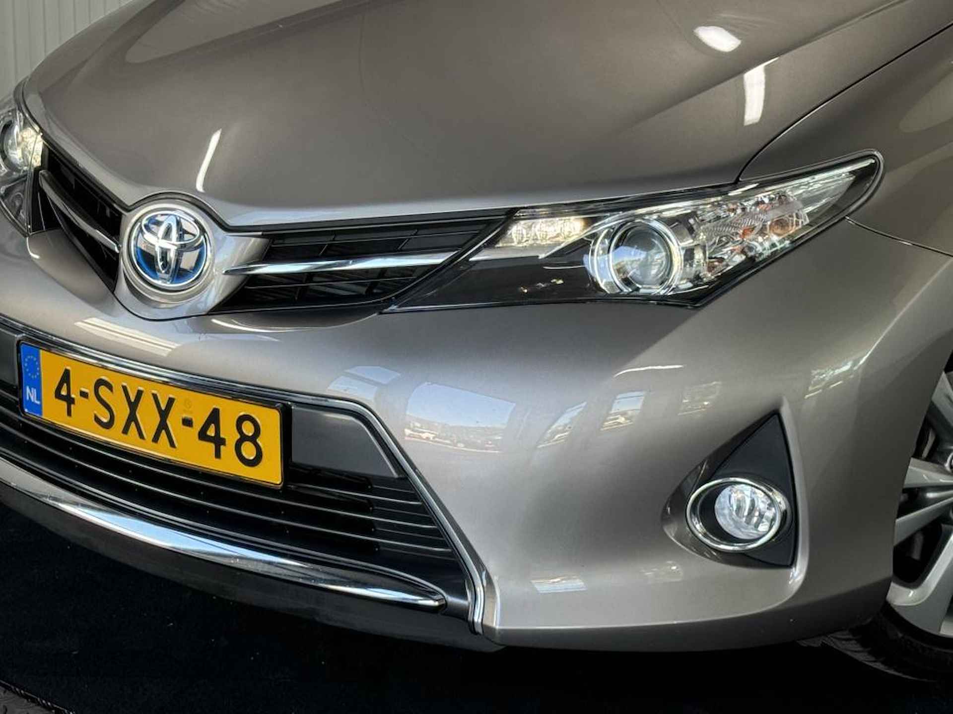 Toyota Auris 1.8 Hybrid Lease Panoramadak Navi Cruise Clima NL - 8/22