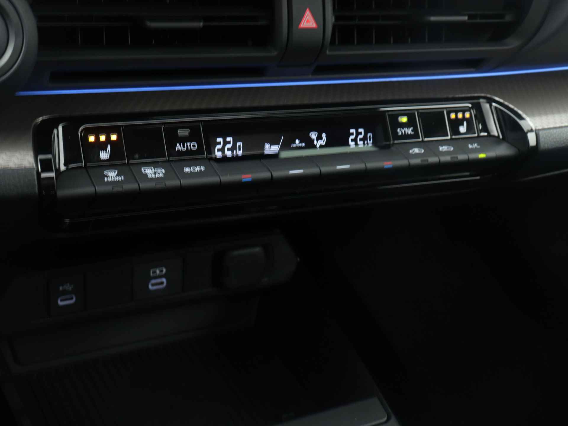 Toyota Prius 2.0 Plug-in Executive Limited | Panoramadak | Full options | - 9/42