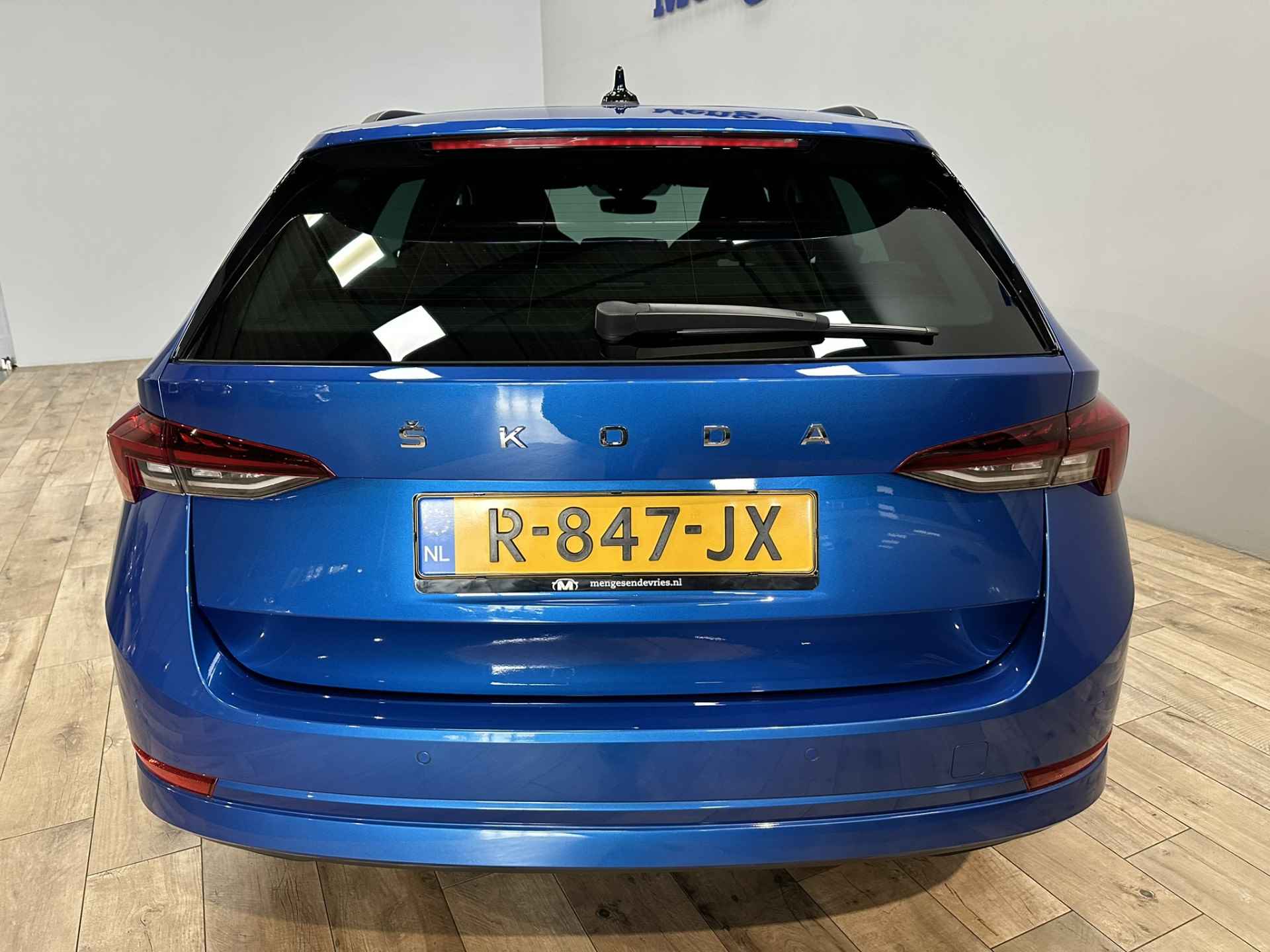 Škoda Octavia Combi 1.0 e-TSI Sport Business Airco ECC | Virtual | LED | 19" Velgen | Trekhaak | Cruise Control | Navigatie | Apple Carplay Android Auto | Isofix | NAP | - 4/43