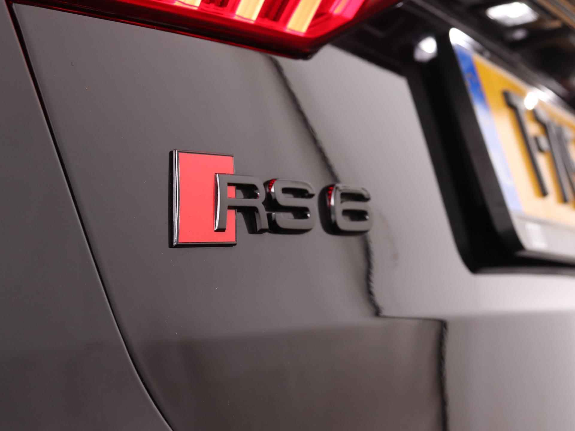 Audi RS 6 Avant TFSI quattro 600 PK | Nachtzicht camera | Panoramadak | Bang & Olufsen 3D High End  | Stoelverwarming | Stoelventilatie | LED Matrix | RS Sportuitlaat | Trekhaak | Lichtmetalen velgen | Getint glas | elektrische kofferklep | - 24/47