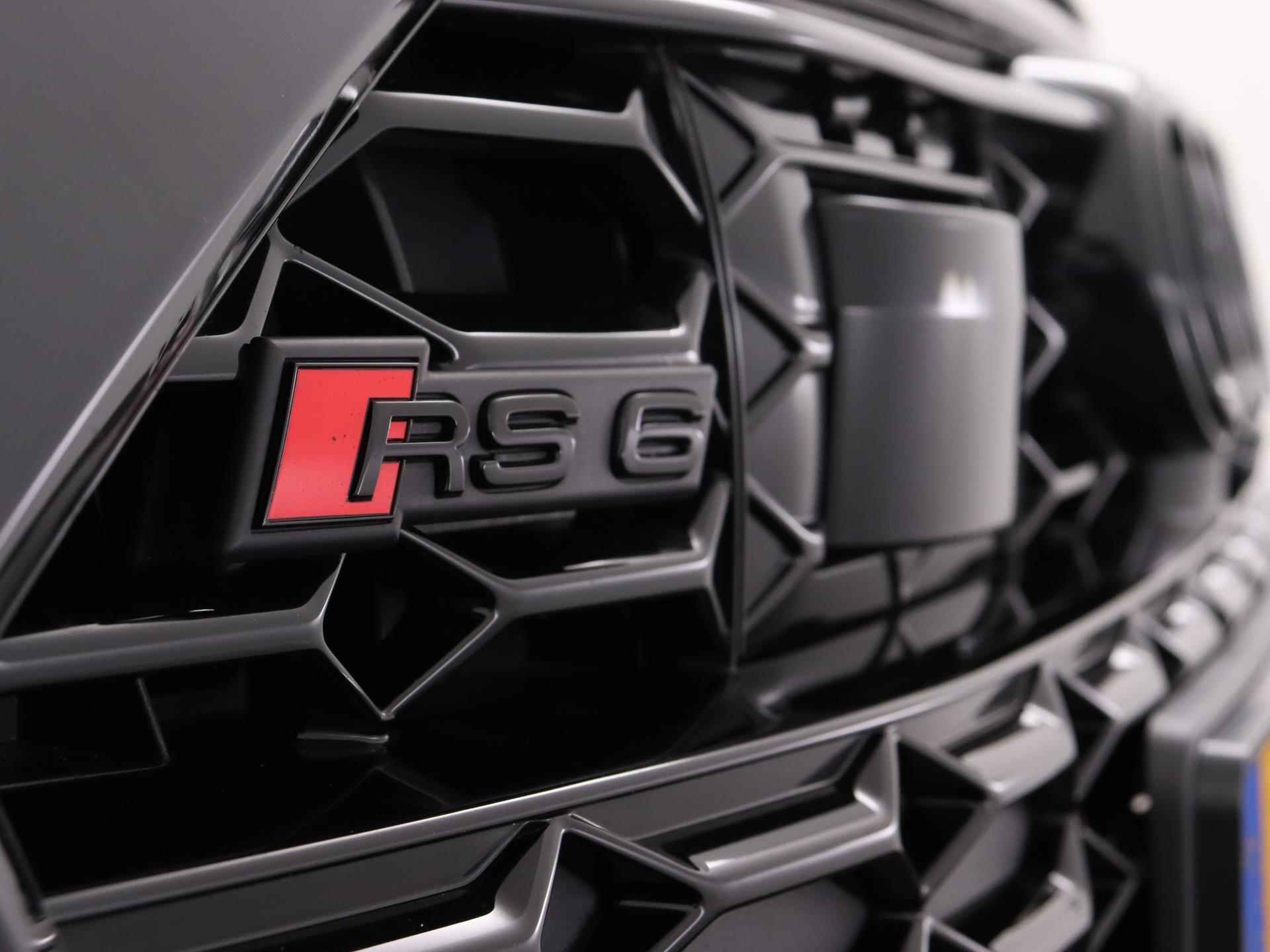 Audi RS 6 Avant TFSI quattro 600 PK | Nachtzicht camera | Panoramadak | Bang & Olufsen 3D High End  | Stoelverwarming | Stoelventilatie | LED Matrix | RS Sportuitlaat | Trekhaak | Lichtmetalen velgen | Getint glas | elektrische kofferklep | - 25/47