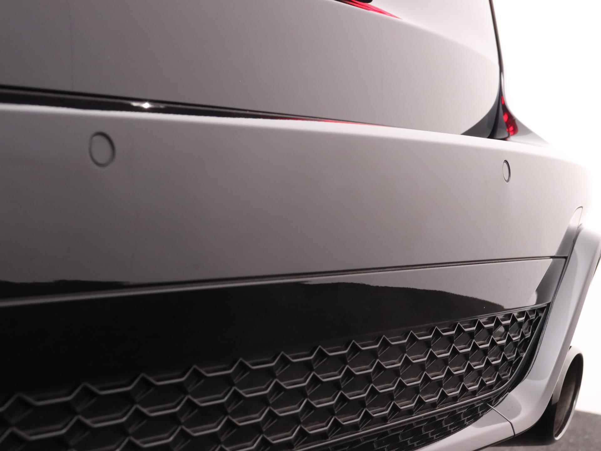 Audi RS 6 Avant TFSI quattro 600 PK | Nachtzicht camera | Panoramadak | Bang & Olufsen 3D High End  | Stoelverwarming | Stoelventilatie | LED Matrix | RS Sportuitlaat | Trekhaak | Lichtmetalen velgen | Getint glas | elektrische kofferklep | - 39/47