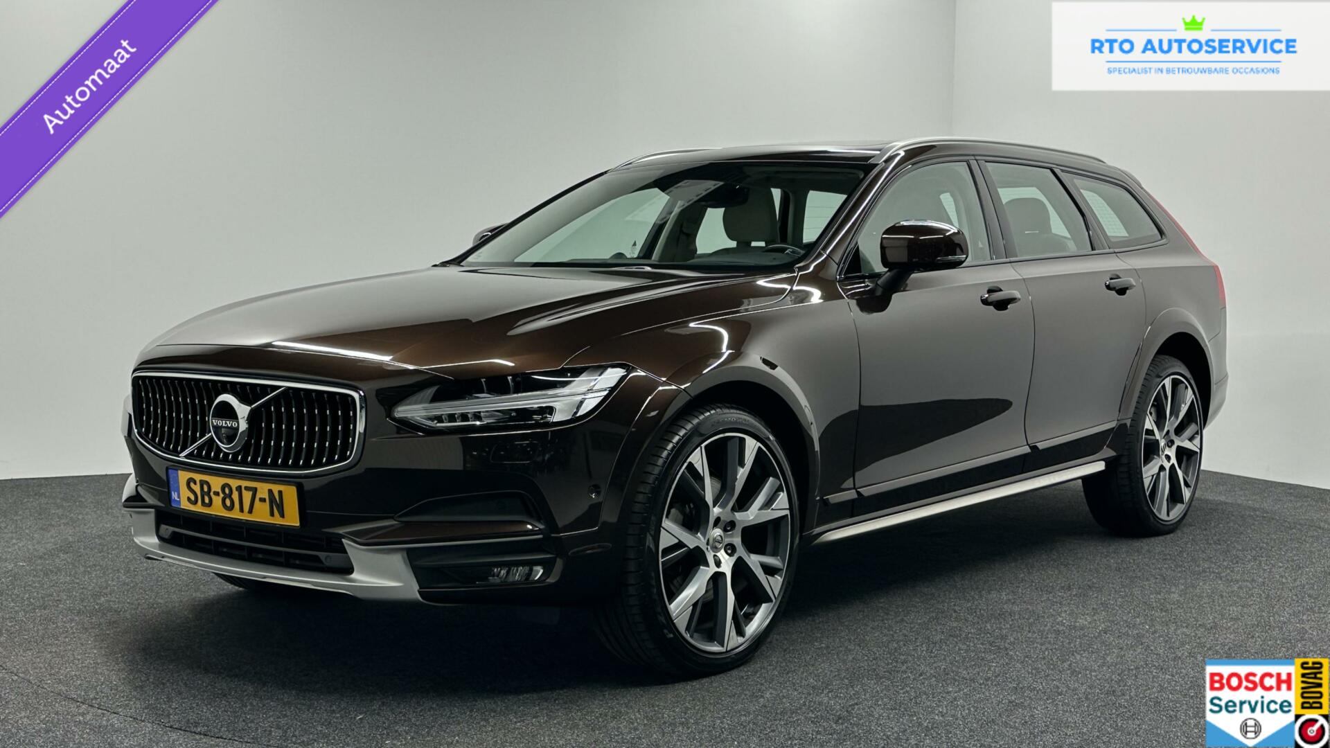 Volvo V90 Cross Country 2.0 T5 Pro PANO LEER AWD