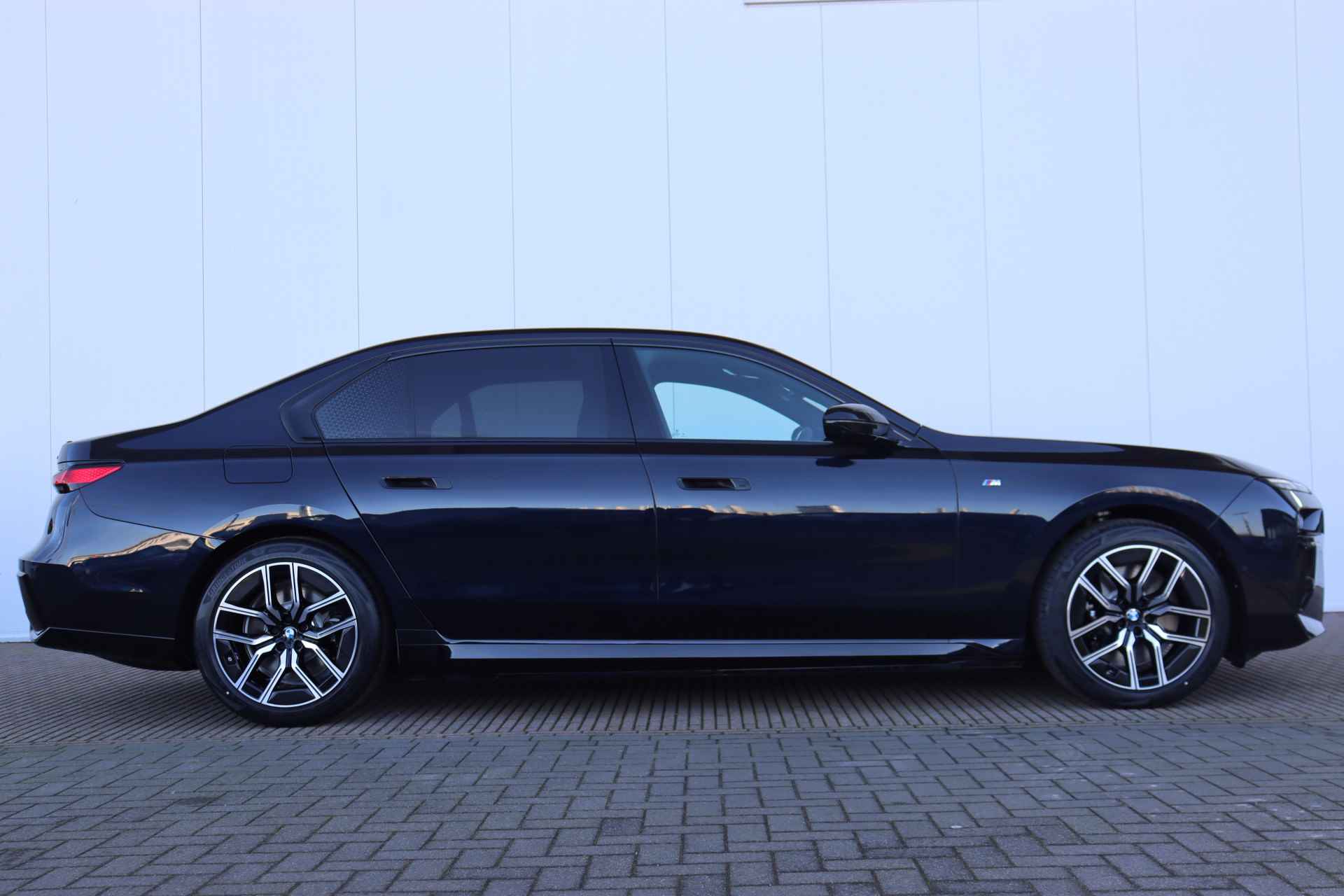 BMW i7 eDrive50 | M Sportpakket Pro | Innovation Pack - 3/43