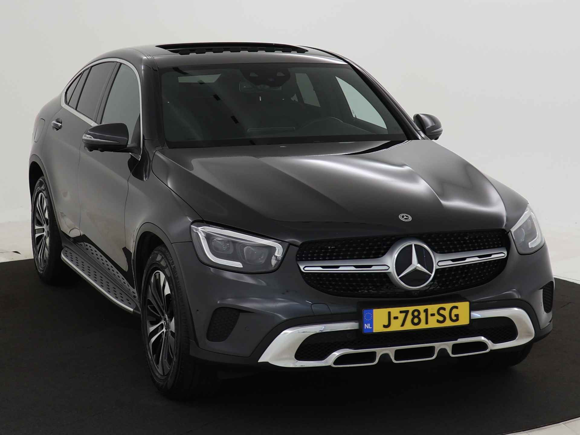 Mercedes-Benz GLC 200 4MATIC Premium Plus | 360°-camera | Schuifdak | Burmester | Sfeerverlichting | Inclusief 24 maanden MB Certified garantie voor Europa. - 29/45