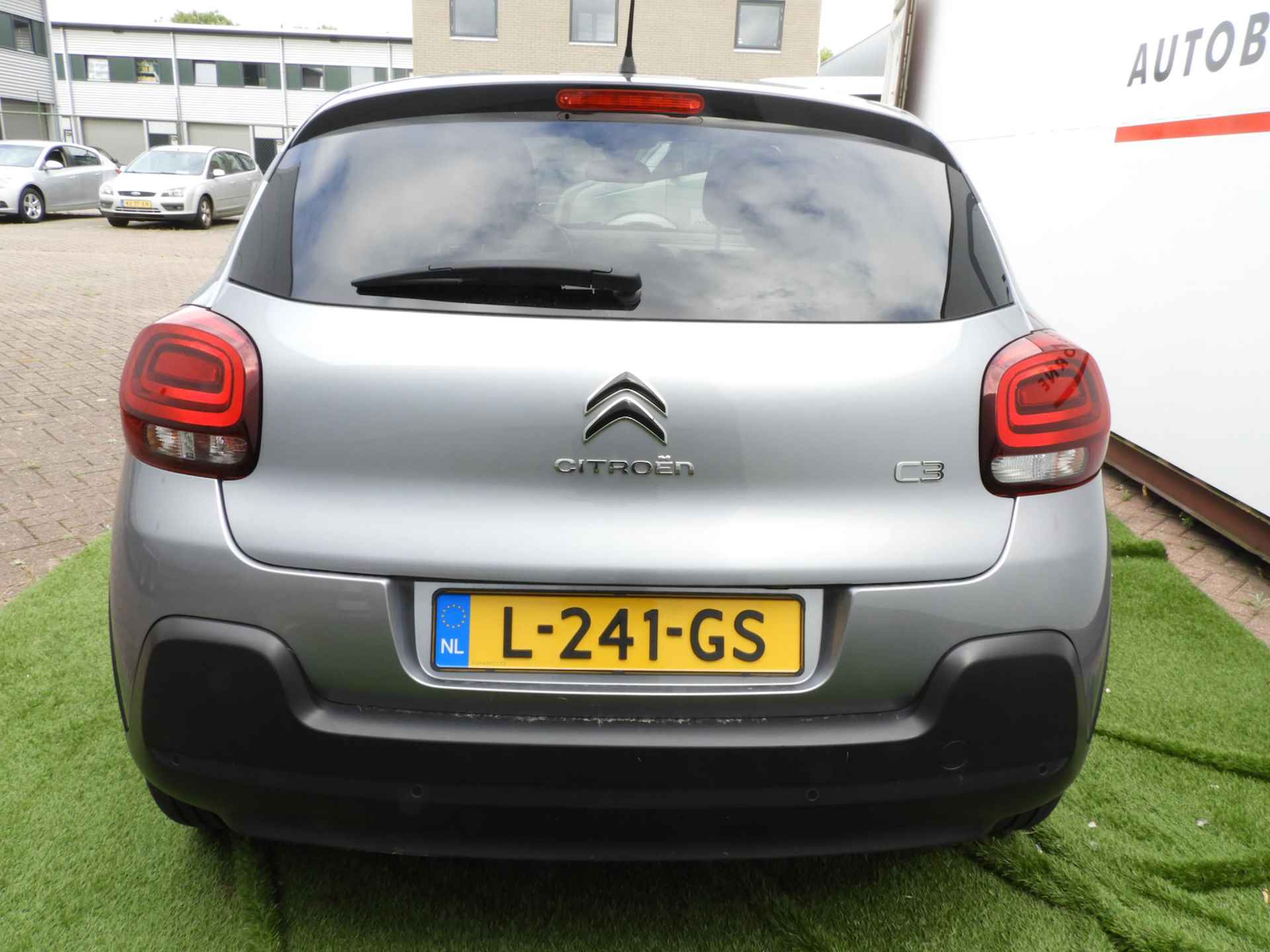 Citroen C3 1.2 PureTech automaat 110pk Shine Apple Car Play - 27/30