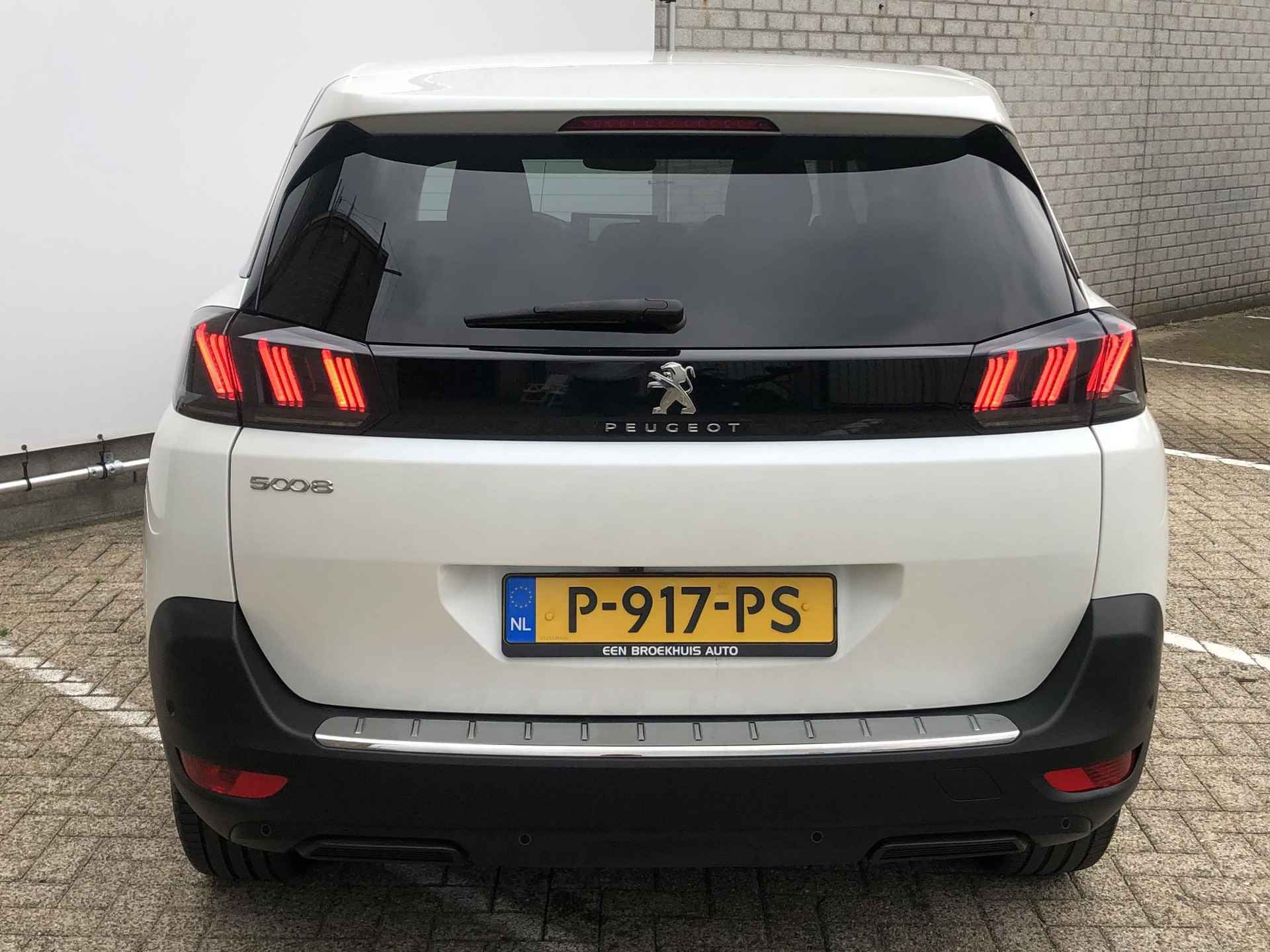 Peugeot 5008 1.2 PureTech Allure | Navigatie | Camera | Cruise Control | Climate Control - 10/29