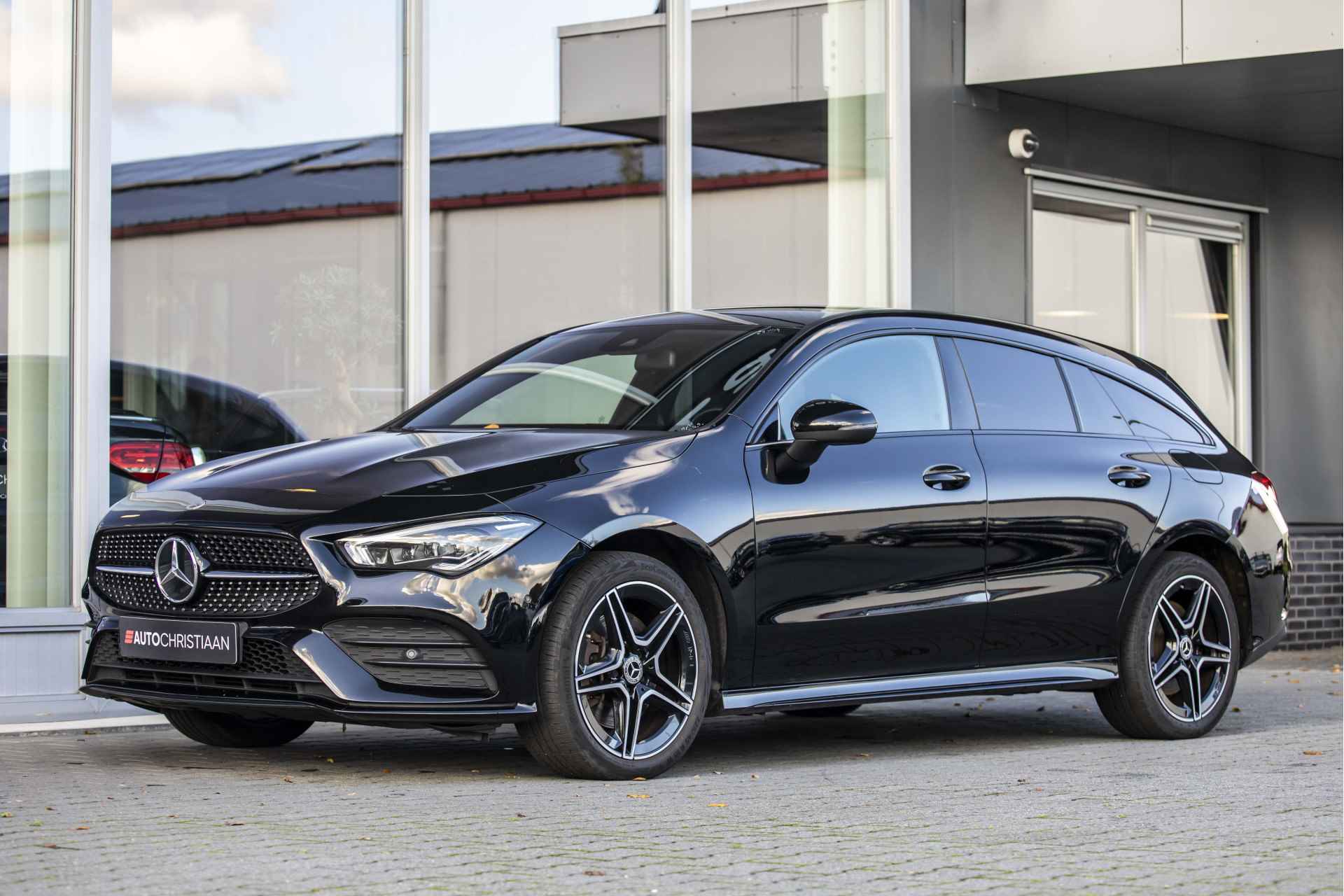 Mercedes-Benz CLA-Klasse Shooting Brake 250 e AMG | E-Trekhaak | Night | Carplay | DAB | Stoelverw. - 15/42