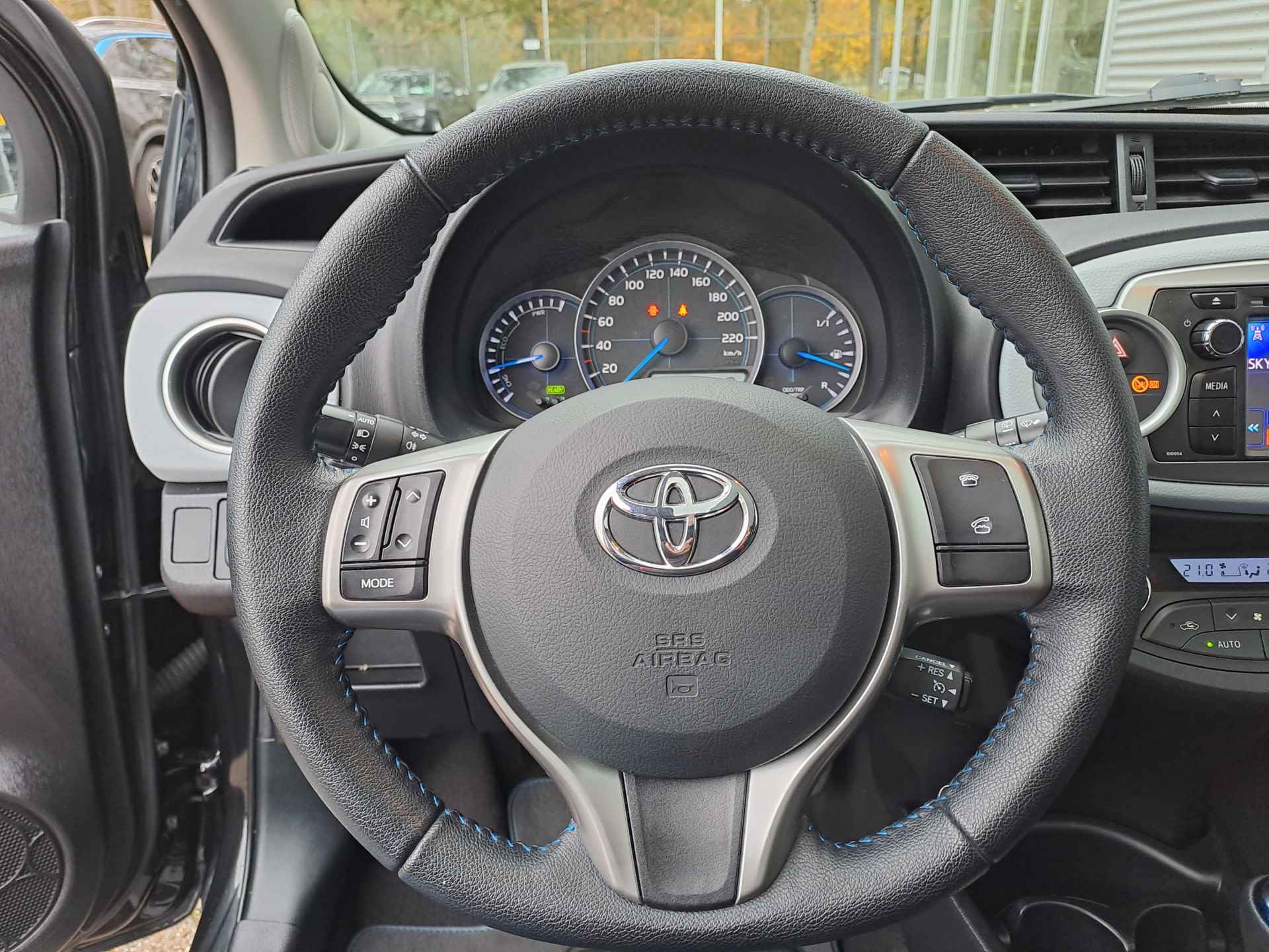 Toyota Yaris 1.5 Full Hybrid Dynamic | Automaat | Navi | Panorama Dak | Camara | Hybrid - 21/43