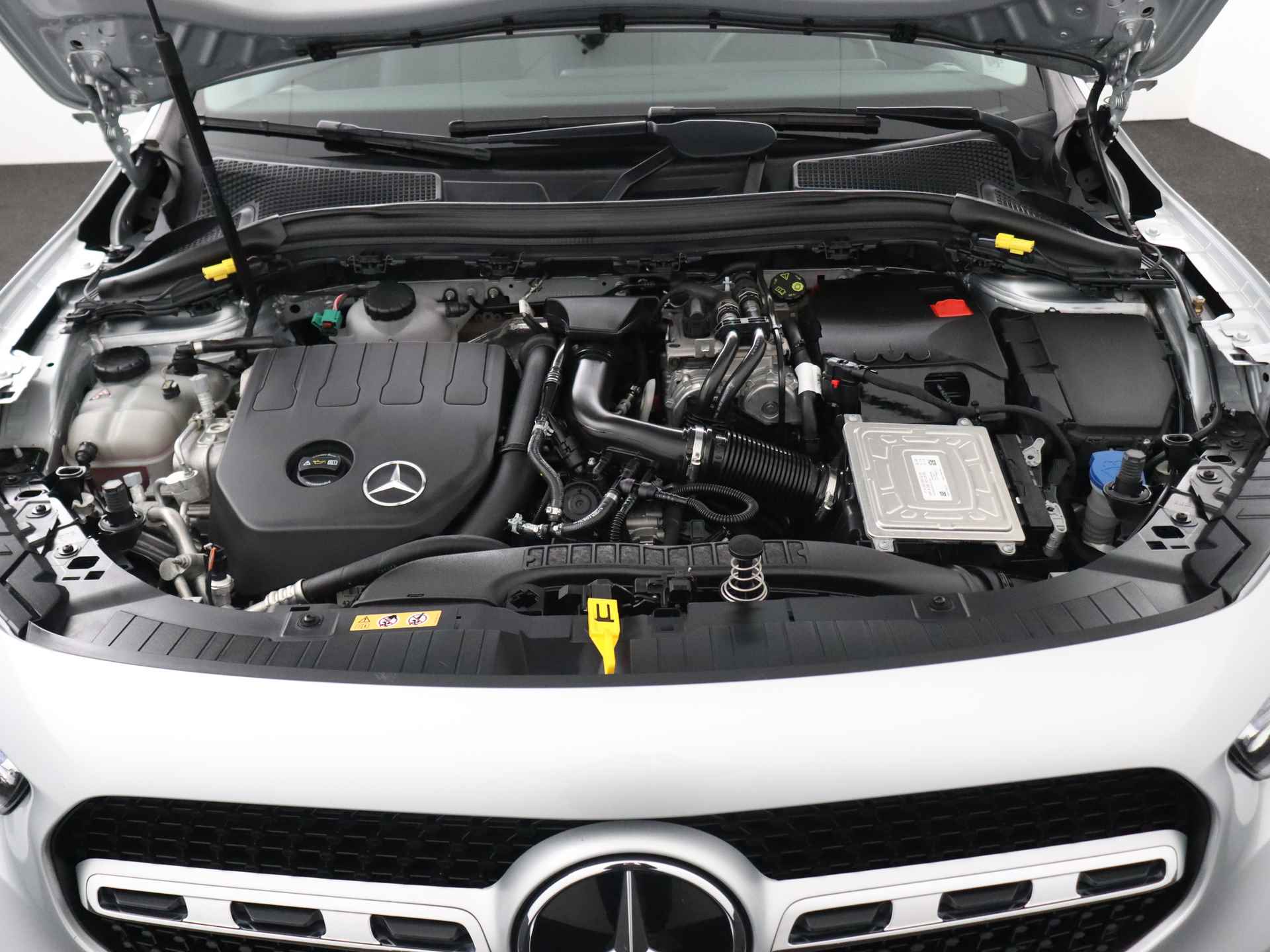 Mercedes-Benz GLA 250e Plug-In Hybride Limited | DAB+ | Camera | Widescreen | Apple Carplay | Inclusief 24 MB Premium Certified garantie voor Europa. - 41/46