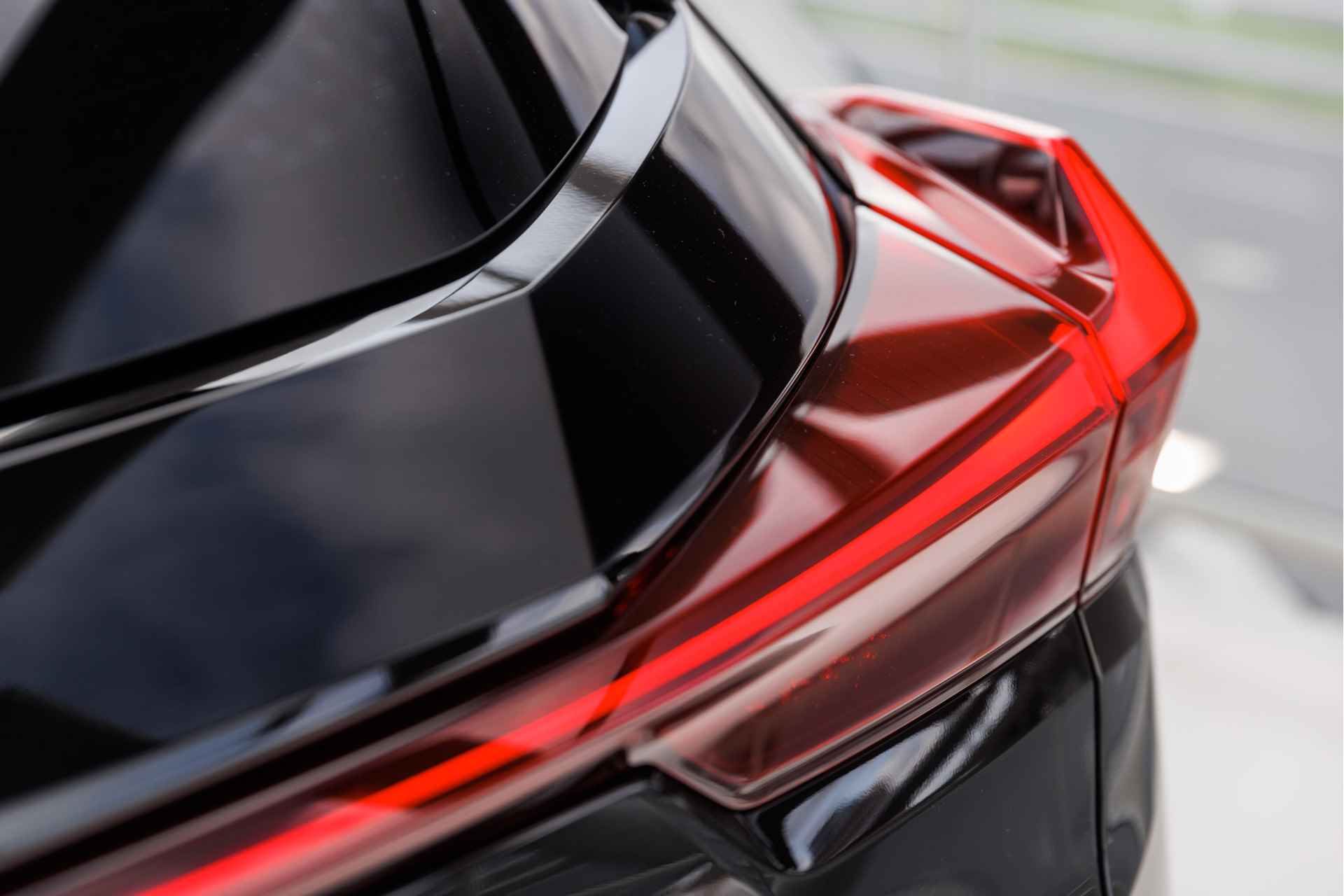 Lexus UX 250h Business Line | MY2023 | Draadloos Apple Carplay | 10 Jaar Garantie | - 28/39