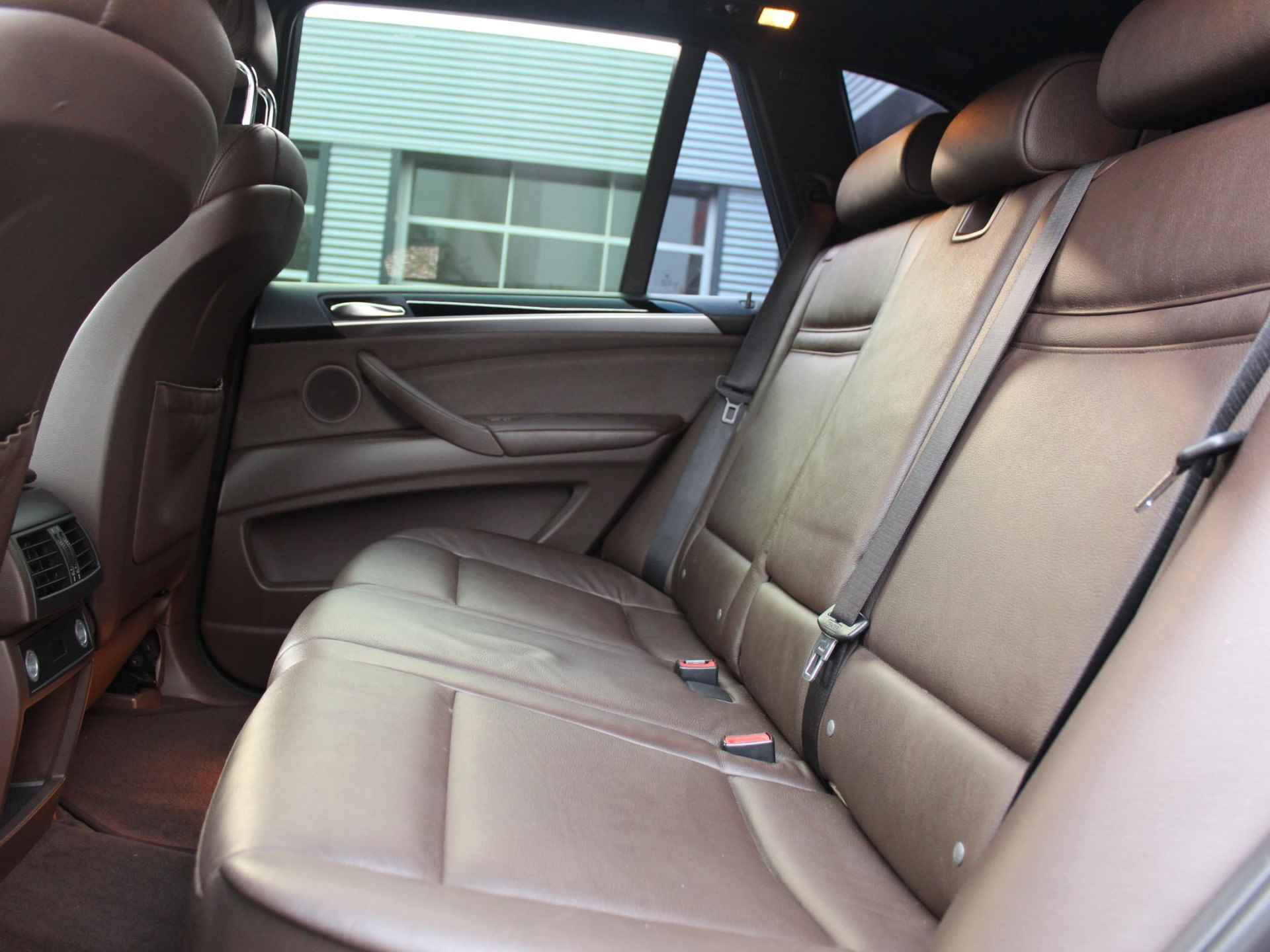 BMW X5 xDrive30d M-Pakket High Executive 19"inch Velgen, Bruin Leder, Apple Carplay, Cruise Control, Bluetooth, Airco, Park sensoren, Bi-Xenon, (MET GARANTIE*) - 11/28