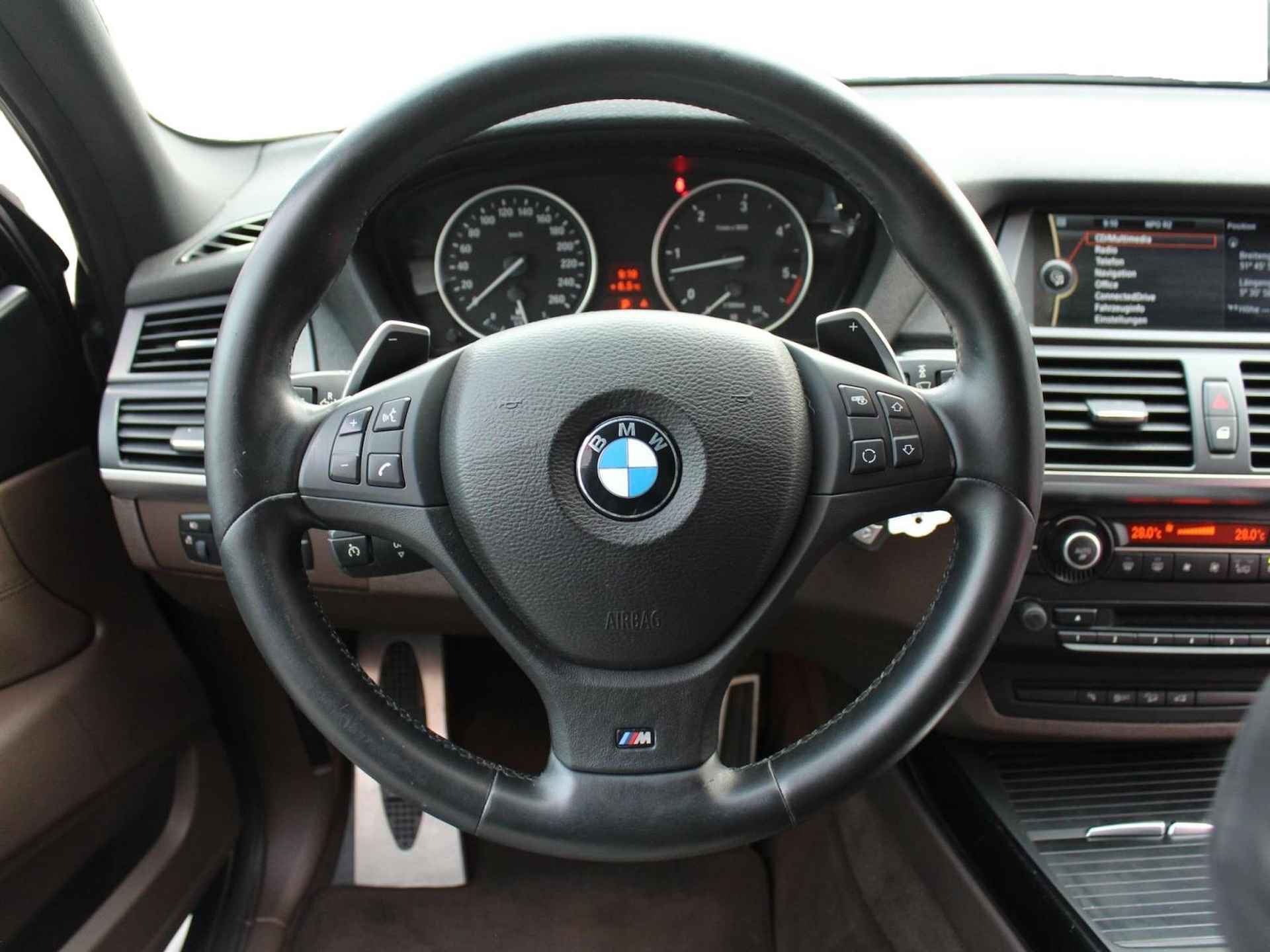 BMW X5 xDrive30d M-Pakket High Executive 19"inch Velgen, Bruin Leder, Apple Carplay, Cruise Control, Bluetooth, Airco, Park sensoren, Bi-Xenon, (MET GARANTIE*) - 18/28