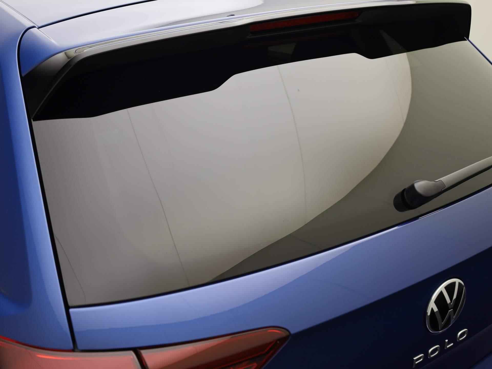 Volkswagen Polo R-Line 1.0 70 kW / 95 pk TSI Hatchback 5 versn. · Multimedia pakket · Digital cockpit · sport onderstel · - 32/38