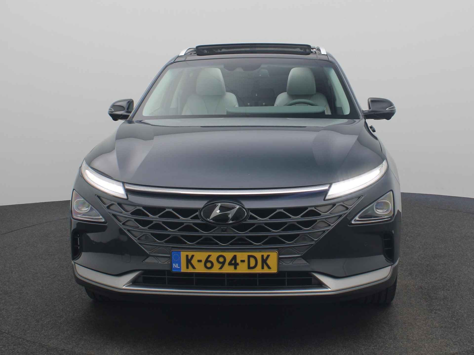 Hyundai NEXO FCEV Plus Pack Automaat | Airco | Navigatie | achteruitrijcamera | Cruise Control | leren Bekleding | Elektrisch glazen panorama-dak | - 3/48