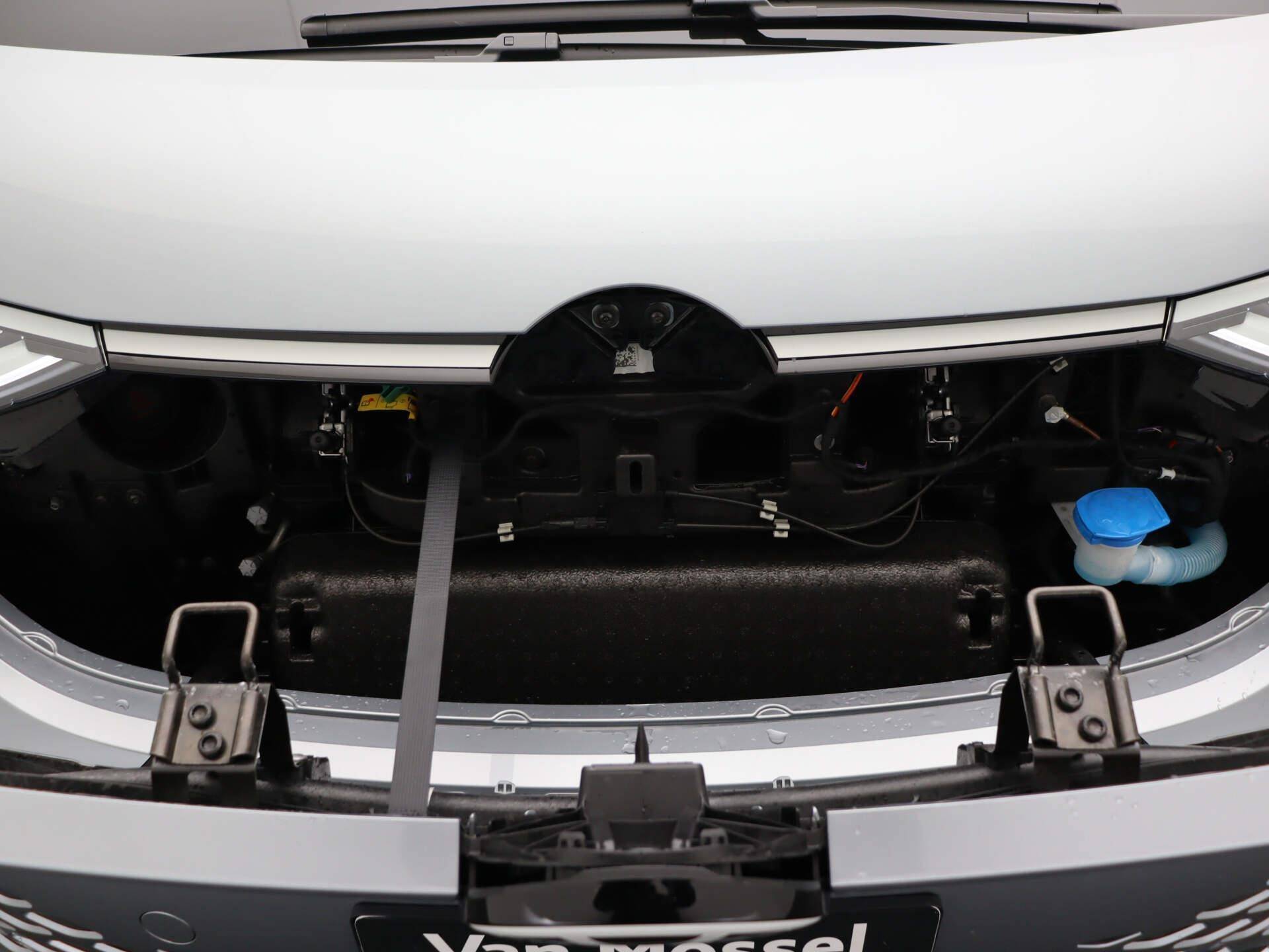 Volkswagen ID. Buzz 1st 77kWh 204 PK | Automaat | Apple carplay | Android auto | LED | Lichtmetalen velgen | Privacy glass | Sfeerverlichting | Parkeersensoren | Keyless | - 38/41