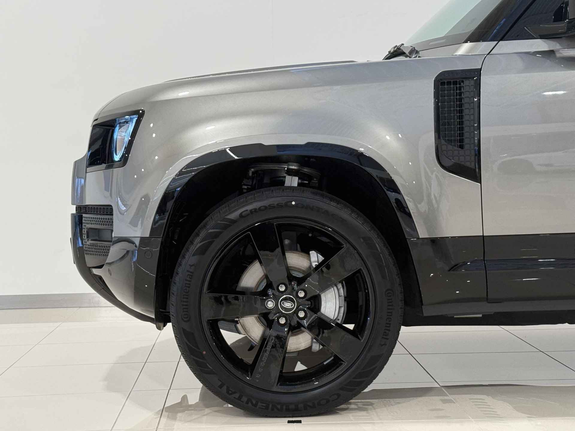 Land Rover Defender 110 2.0 P300e 110 X-Dynamic HSE | NIEUW | Schuif/Kanteldak | 22 inch Gloss Black | Head-up | Black Pack | Stoel Koeling| Dashboard Dark Grey | NIEUW - 6/31