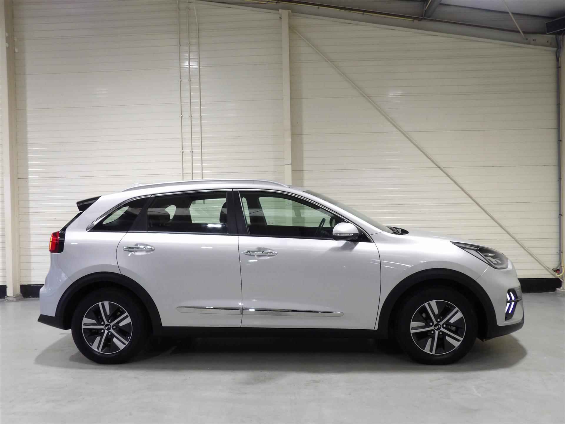 KIA Niro 1.6 GDi PHEV 141pk DCT6 DynamicPlusLine - 10/41