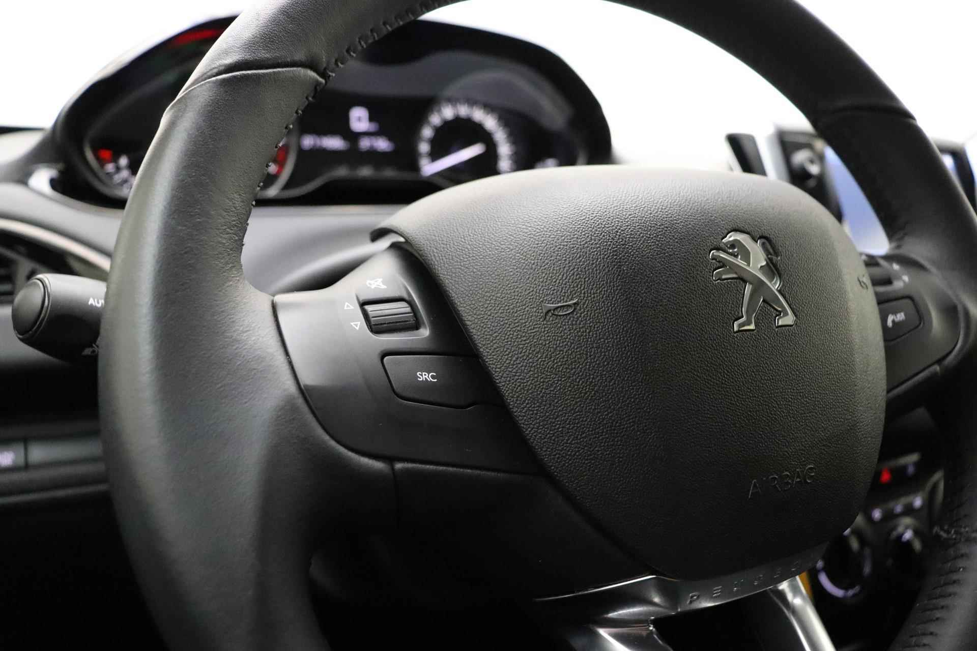 Peugeot 208 1.2 PureTech Signature | Navigatie | Airco | Cruise Control | Parkeersensoren | Lichtmetalen Velgen | - 26/32