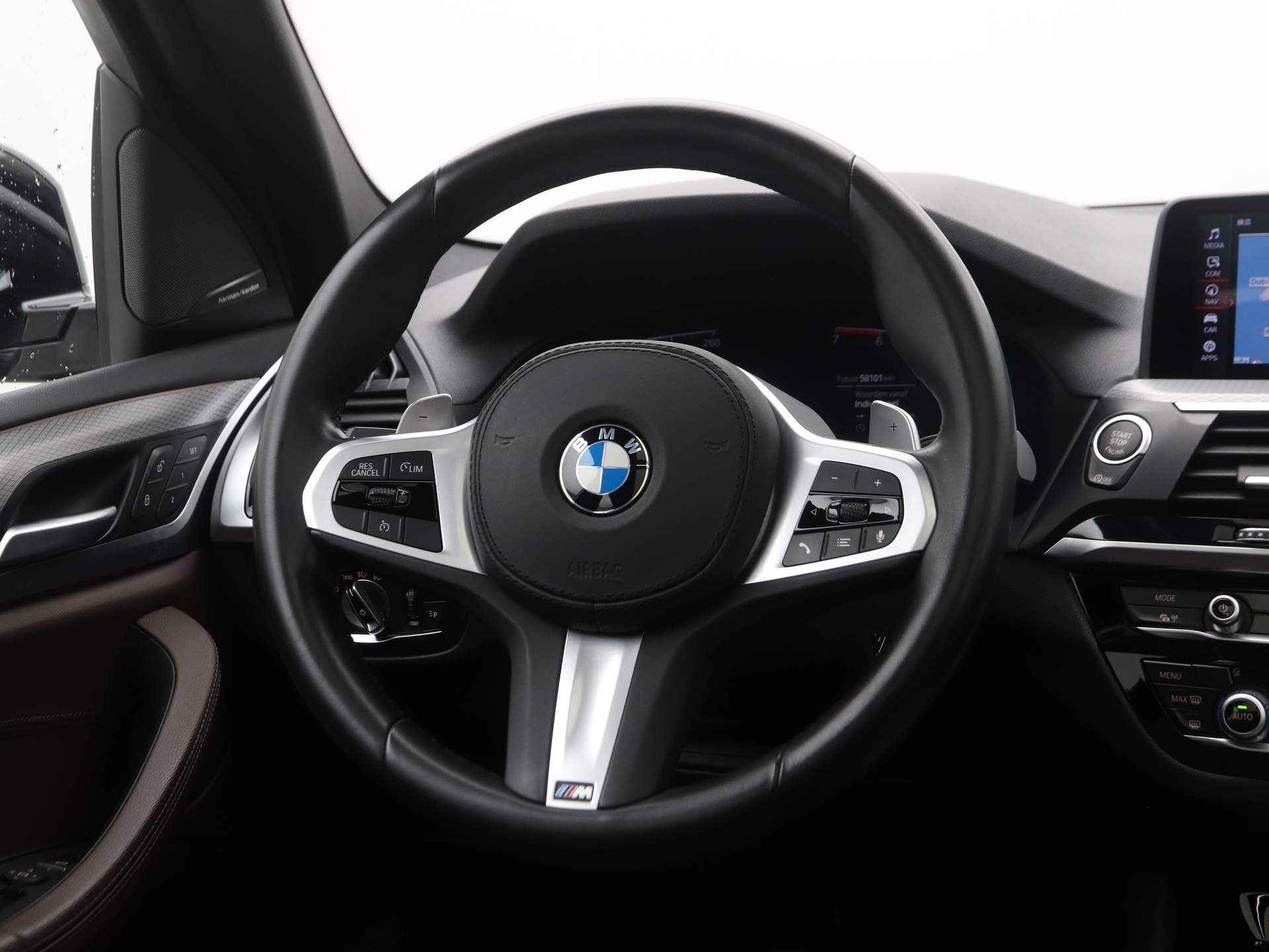 BMW X3 xDrive20i High Executive M-Sport - 3/26