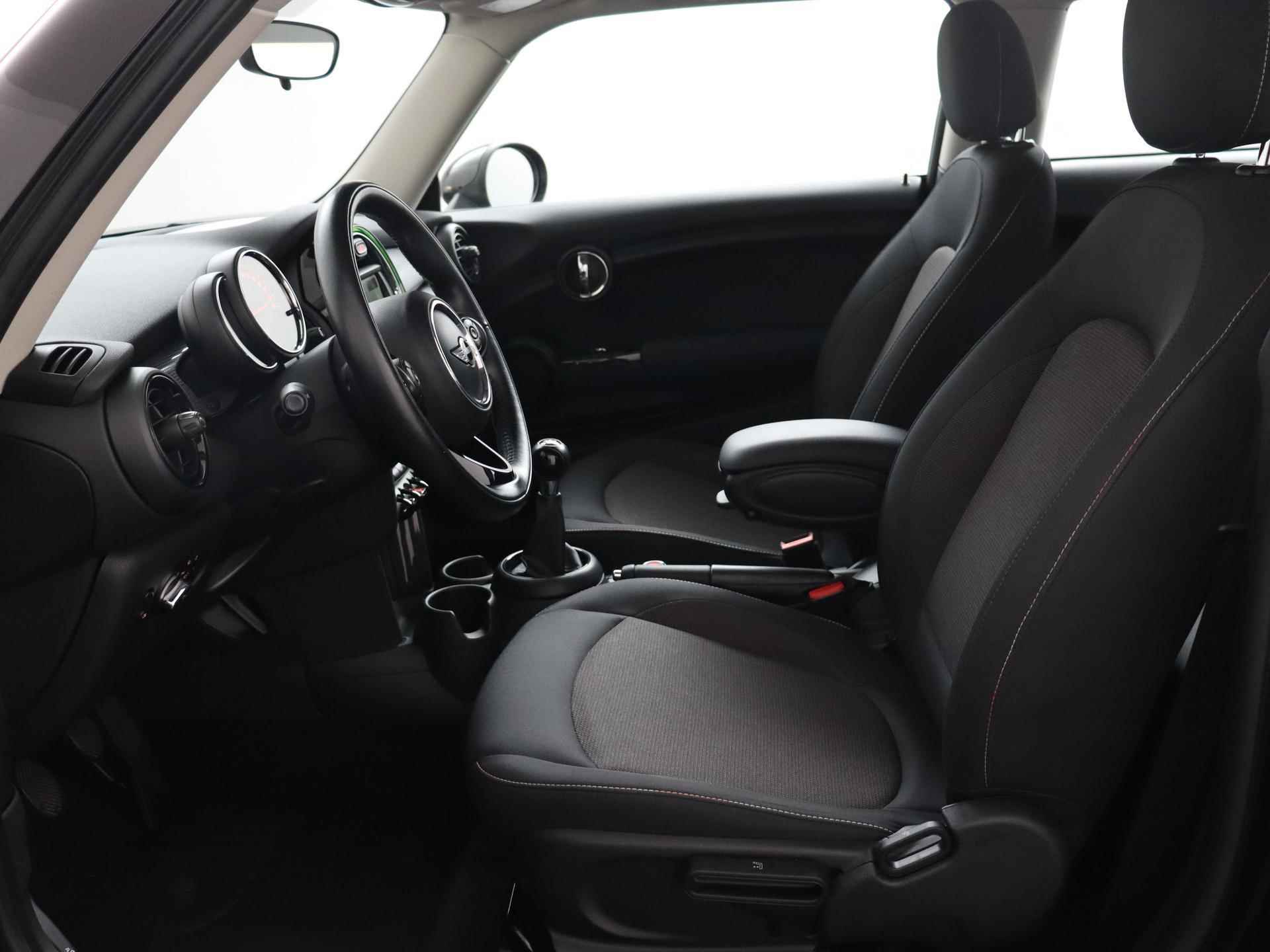 Mini Mini 1.5 Cooper Business Navigatie | Bluetooth | Cruise Control! - 6/30